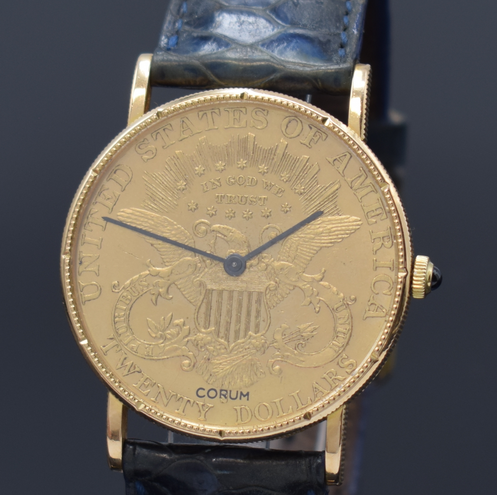 Detail a: CORUM Twenty Dollars 1892 Herrenarmbanduhr sog. Coinwatch, Schweiz um 1980, Handaufzug, in Form einer 20 US-Dollarmünze Golden Eagle, GG 750/000 ...