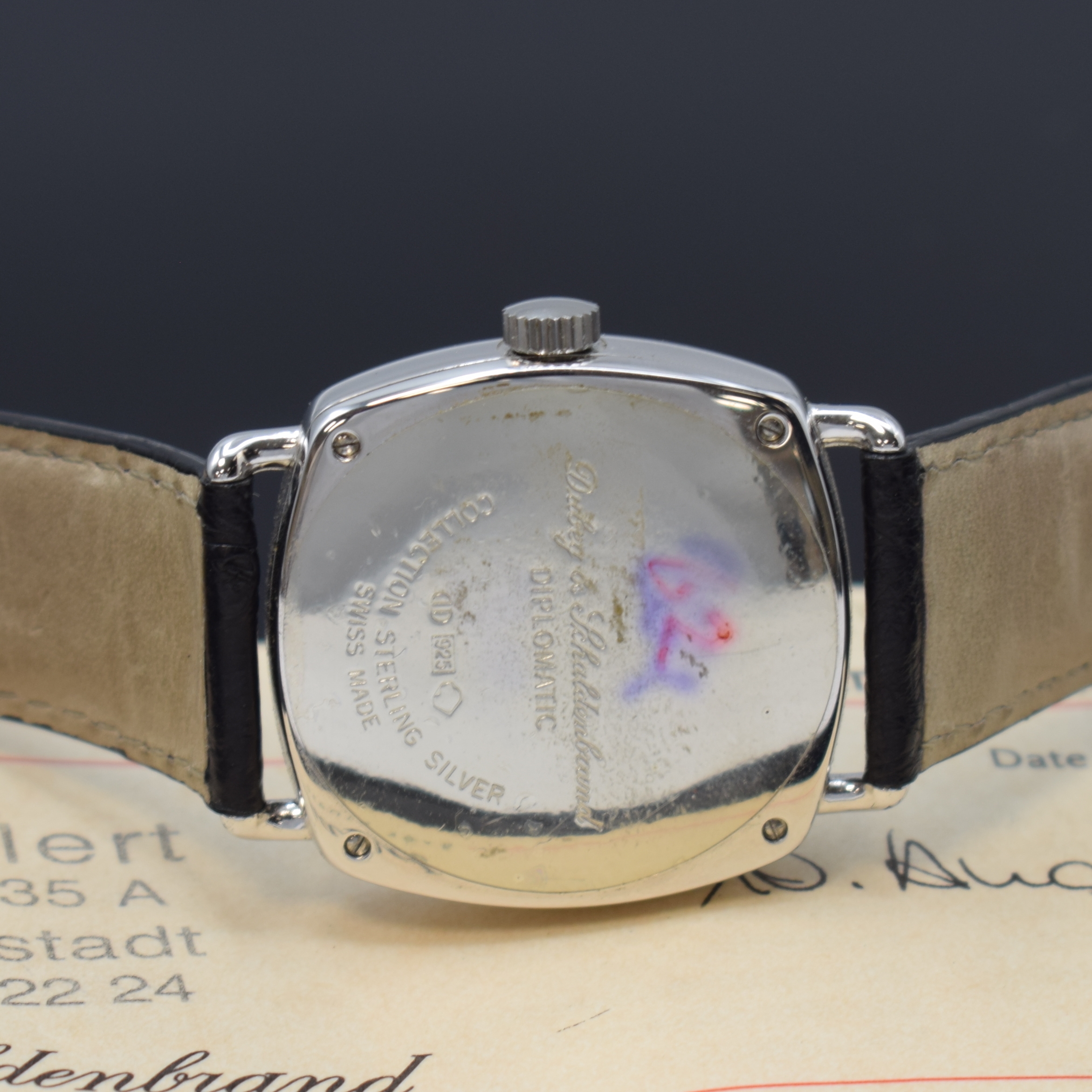Detail d: DUBEY & SCHALDENBRAND Herrenarmbanduhr Modell Diplomatic, Automatik, Sterlingsilbergeh. inkl. orig. Lederband, Boden 4-fach verschr., emailfarb. ...