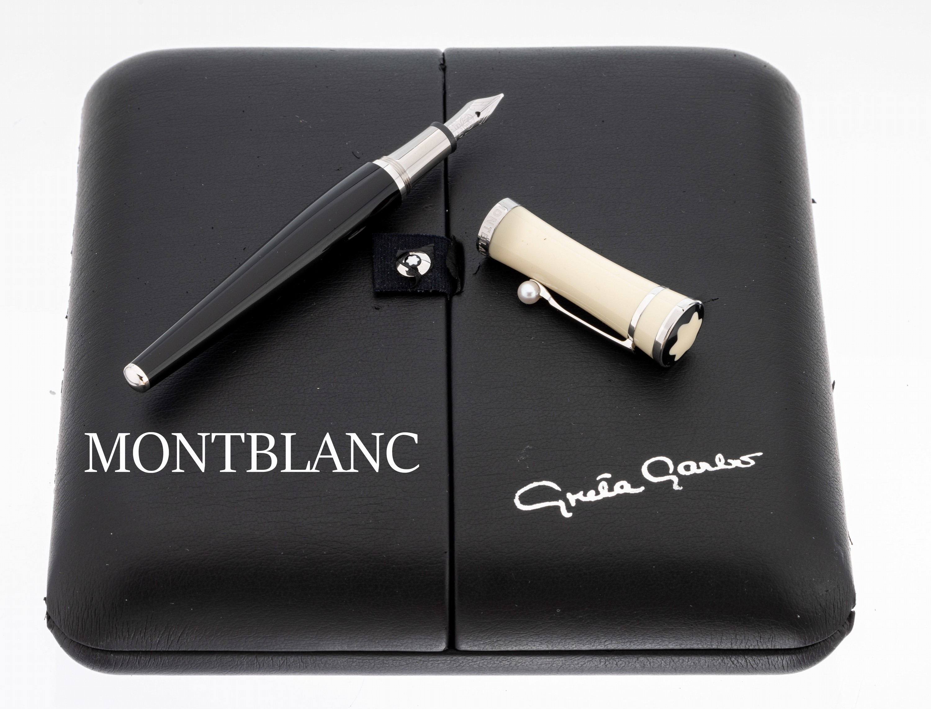 MONTBLANC Füller "Greta Garbo", limitierte Edition, Korpus aus schwarzem und cremefarb. Kunstharz, Clip mit weißer Akoyazuchtperle, ...