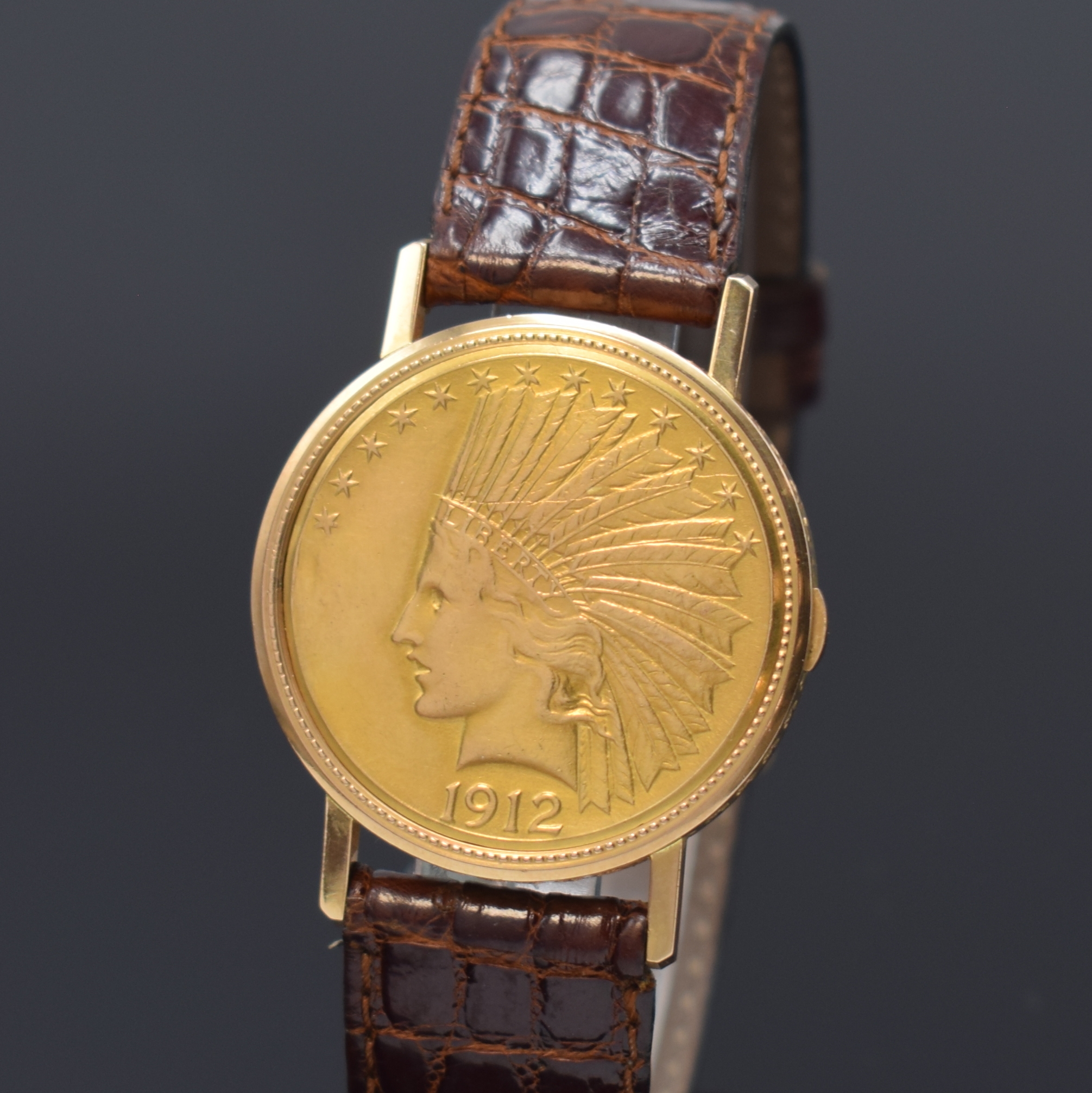 Detail b: W. SCHMID seltene 10 US-Dollar Savonette- Armbanduhr, Handaufzug, Schweiz um 1980, ausgehöhlte 10 Dollarmünze v. 1912 m. ausklappbarem Werk, ...