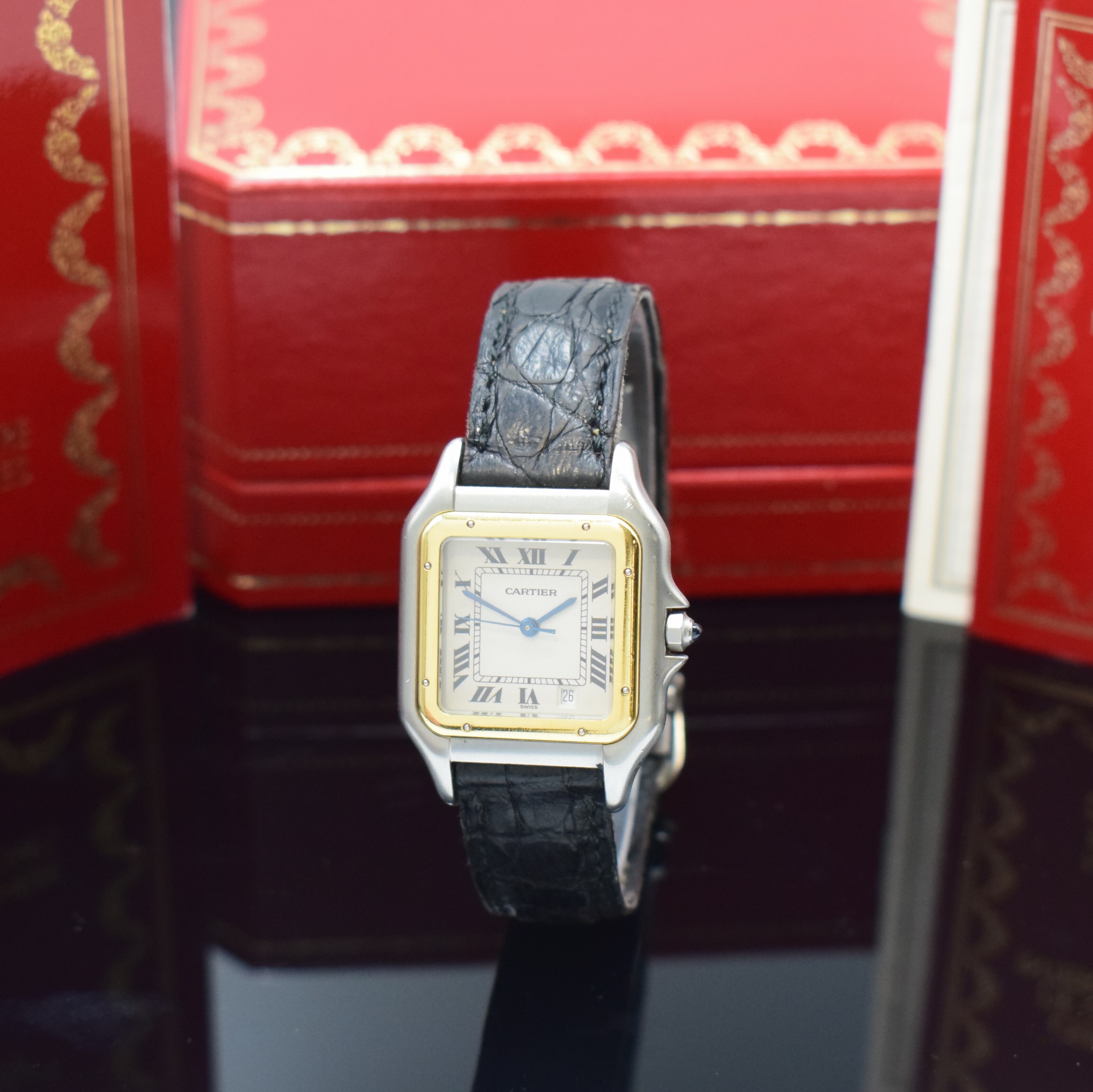 CARTIER Panthere Damenarmbanduhr in Stahl/Gold Referenz 1100, quarz, Boden 8-fach verschr., Lederband (zu ers.) m. orig. Faltschl., Schmuckkrone, ...