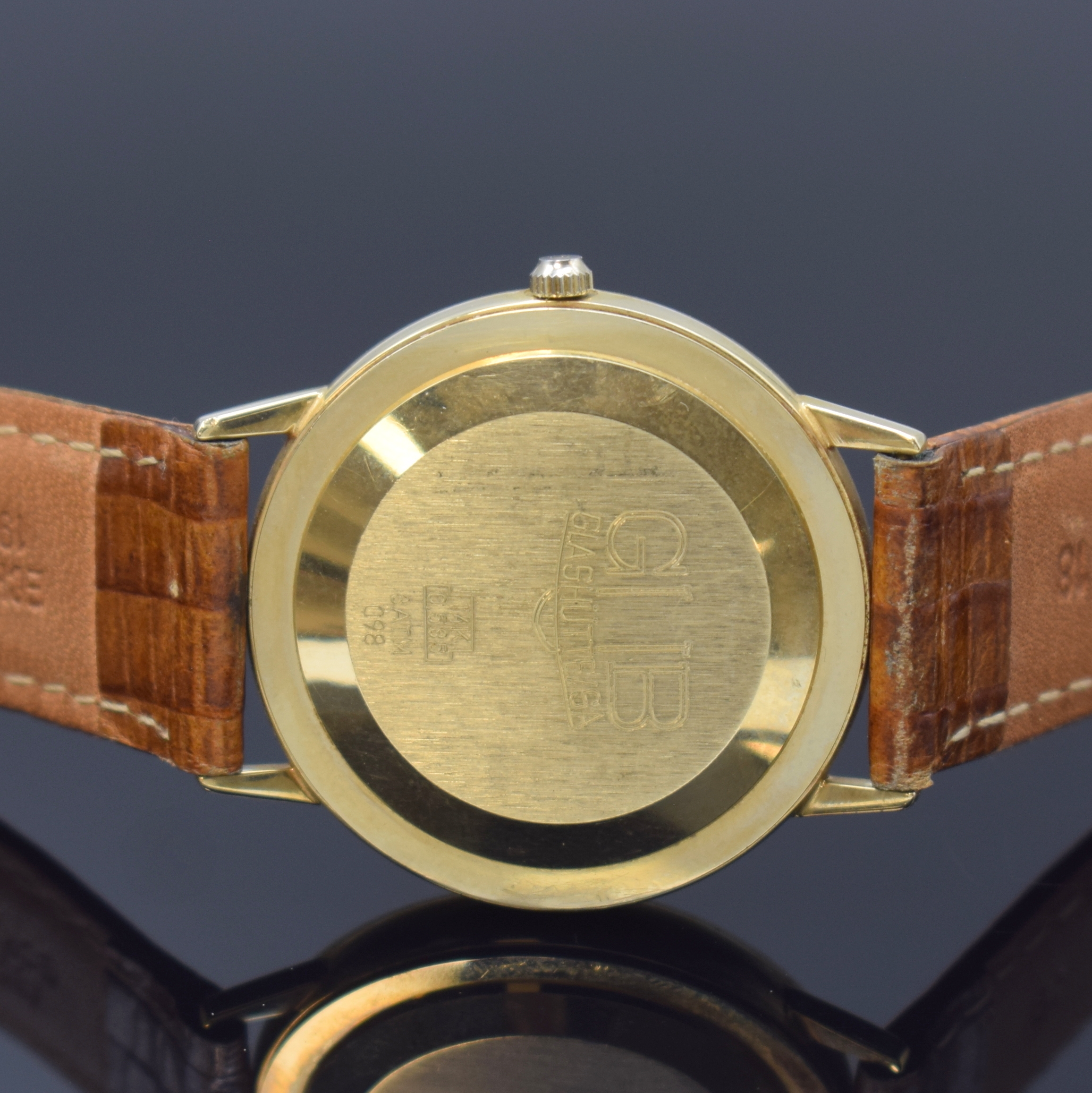 Detail b: GLASHÜTTE seltene Herrenarmbanduhr in GG 585/000, Deutschland um 1992, eine der ersten in geringer Stückzahl gefertigten Serienuhren in Gold, Boden ...