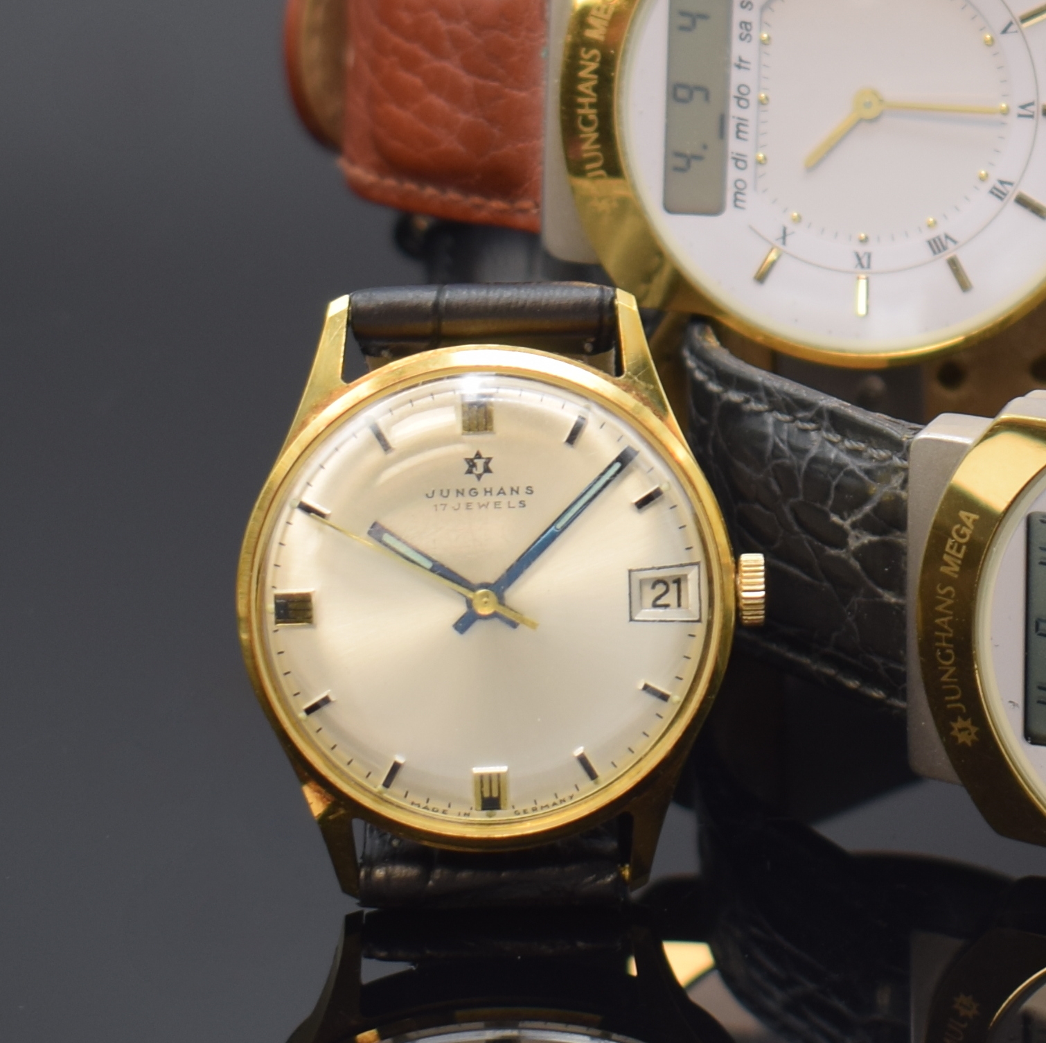Detail c: Konvolut: 3 Junghans Armbanduhren, 1 x Handaufzug, 2 x Serie Mega, Deutschland 1970er/90er Jahre, 1 x vergoldet, Edelstahlboden aufgedr., 17 St., ...