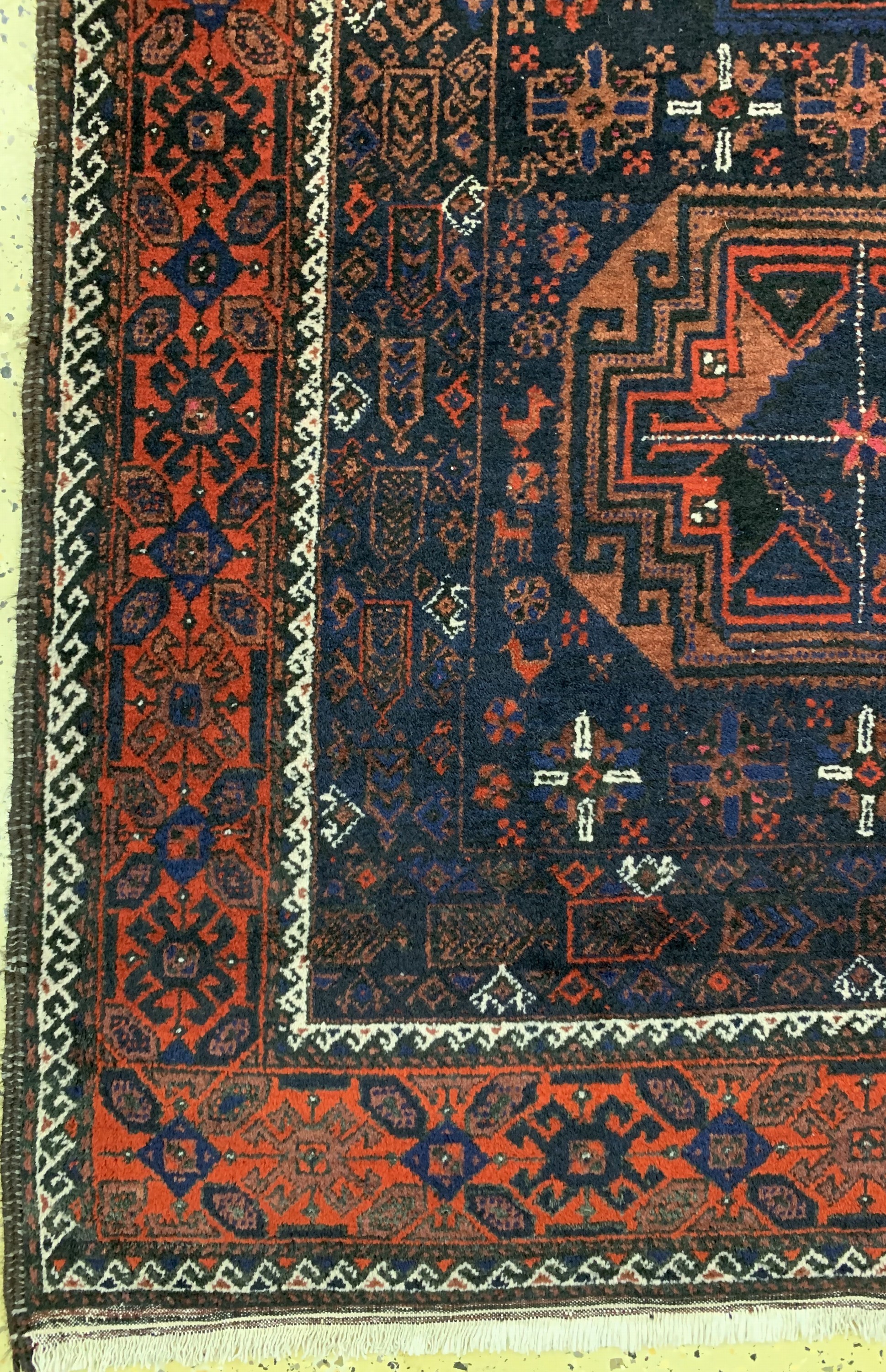Detail b: Belutsch alt, Persien, um 1930/1940, Wolle auf Baumwolle, ca. 232 x 130 cm, EHZ: 2