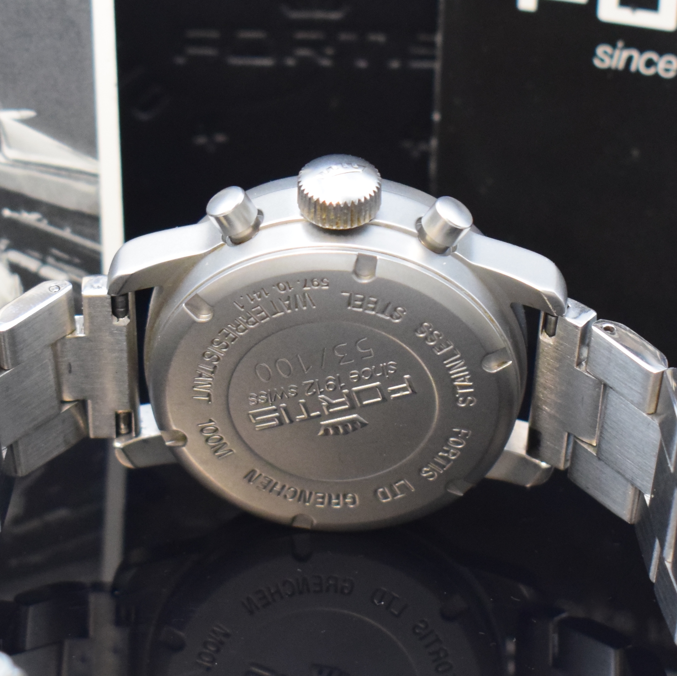 Detail c: FORTIS sehr seltener, auf 100 Stück limitierter Armbandchronograph Operation Enduring Freedom Referenz 597.10.141.1, Automatik, Schweiz um 2001, ...