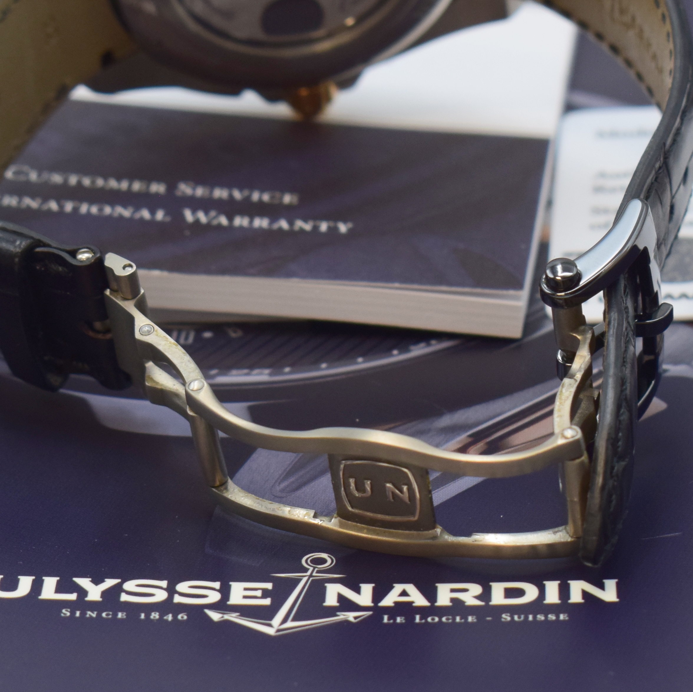 Detail b: ULYSSE NARDIN sehr feine & seltene Herrenarmbanduhr Sonata Streamline Referenz 675-00, Automatik, Titangeh. inkl. orig. Lederband m. dopp. Faltschl., ...