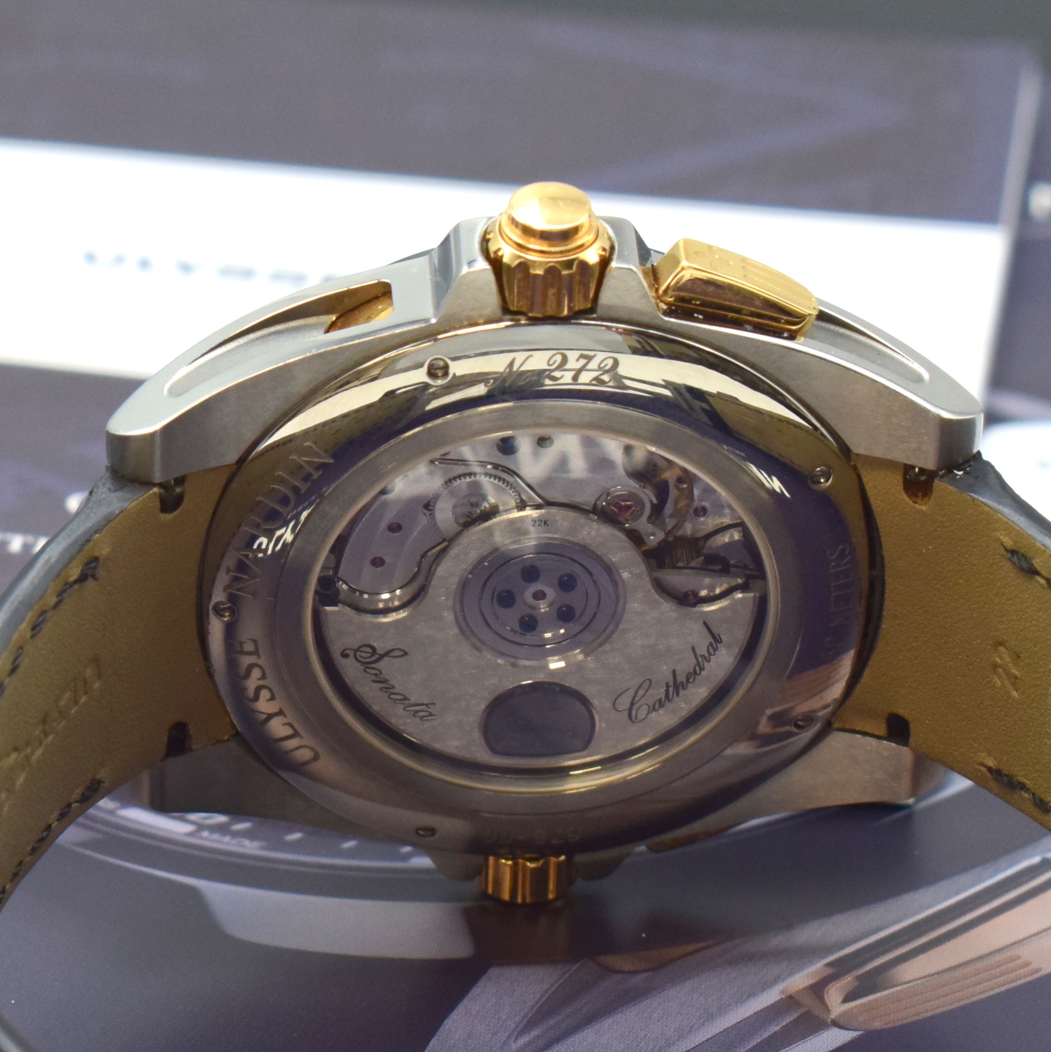 Detail f: ULYSSE NARDIN sehr feine & seltene Herrenarmbanduhr Sonata Streamline Referenz 675-00, Automatik, Titangeh. inkl. orig. Lederband m. dopp. Faltschl., ...