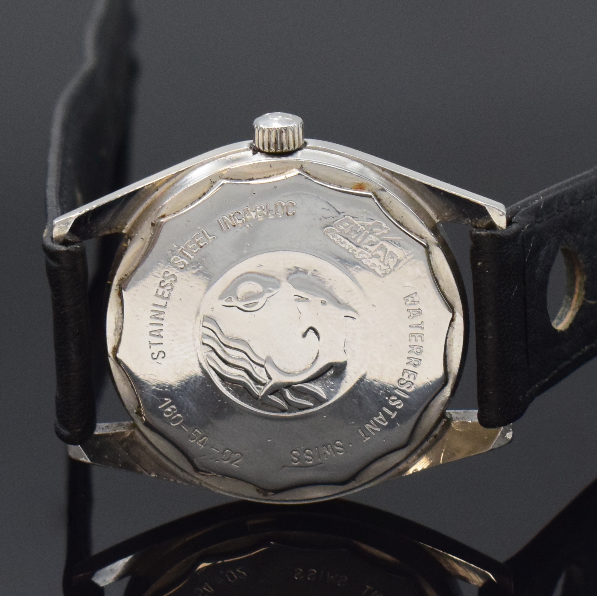 Detail c: Konvolut: 2 ENICAR Herrenarmbanduhren, Schweiz 1960er Jahre, beide Handaufzug, beide Edelstahl, 1 x Modell Sherpa, Boden m. Bajonette-Verschl., silb. ...