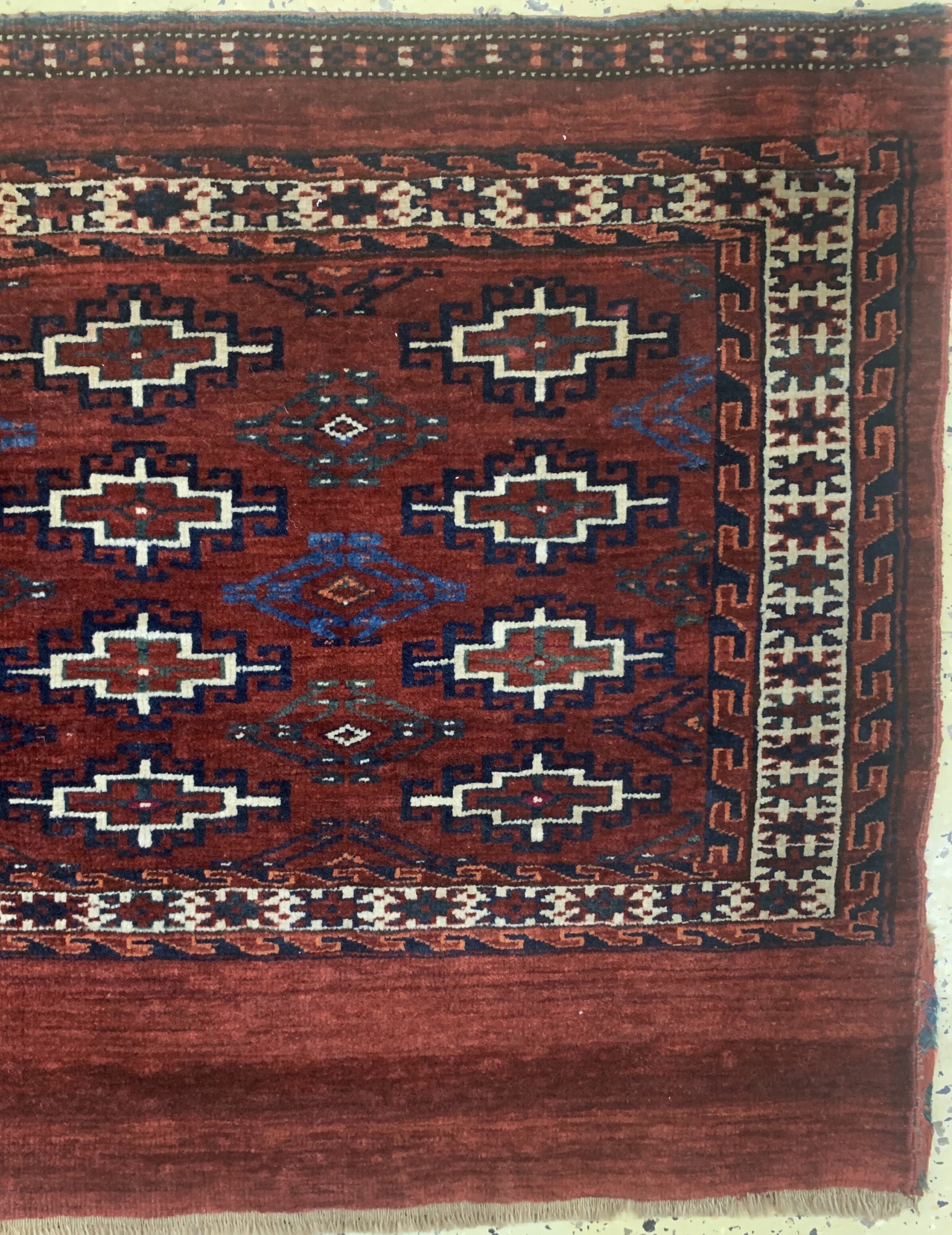 Detail a: Yomud Tschowal, Turkmenistan, um 1920/1930,Wolle auf Wolle, ca. 120 x 70 cm, gereinigt, EHZ: 2