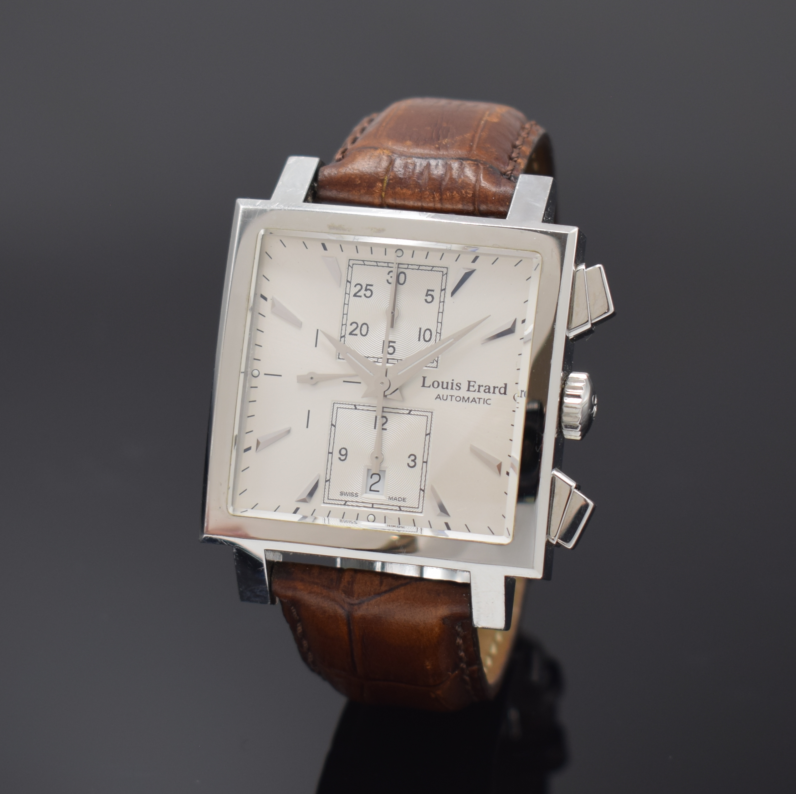 LOUIS ERARD Armbandchronograph La Karre in Stahl, Schweiz um 2005, orig. Lederband m. dopp. Faltschl., Boden 4-fach verschr., Saphirgl., silb. ...