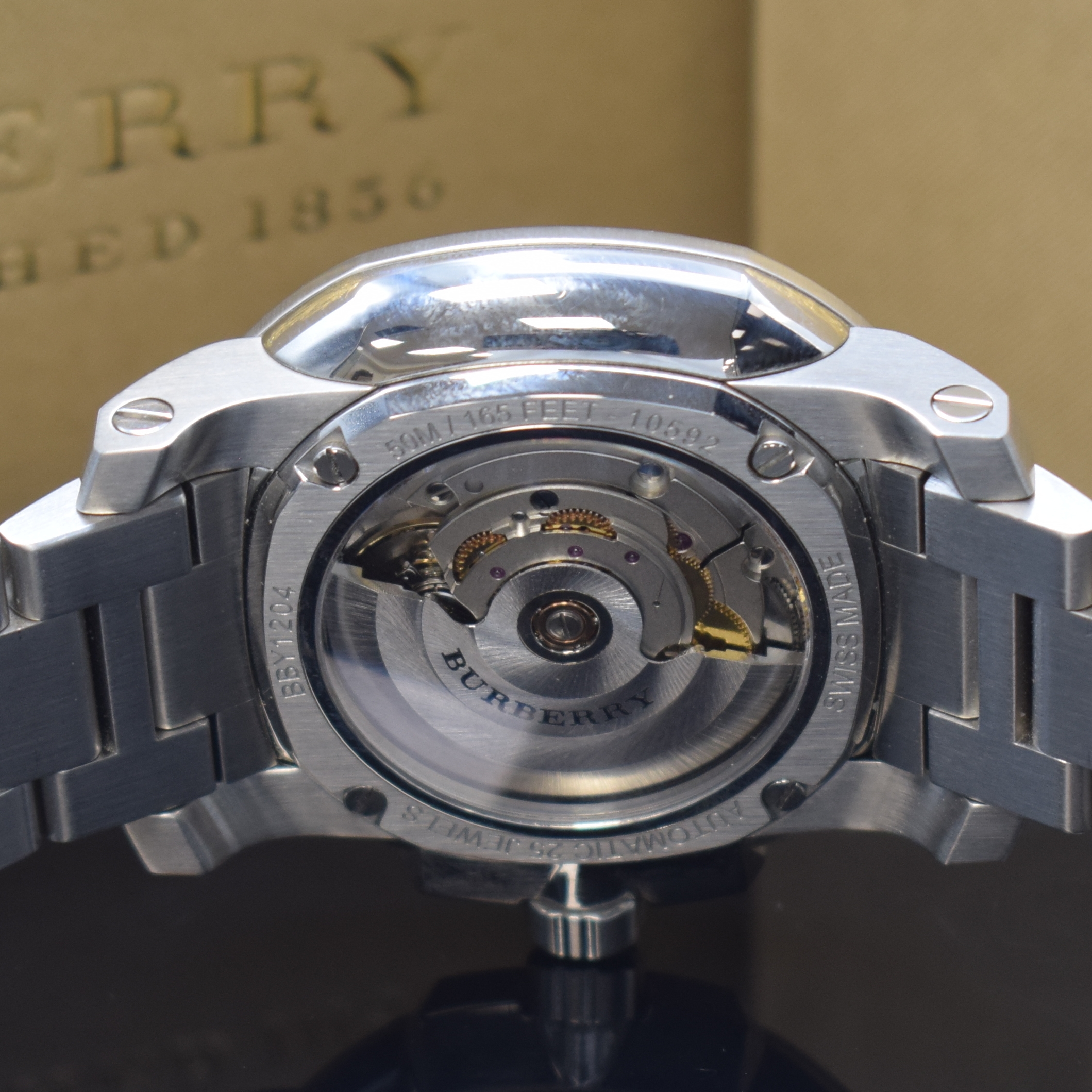 Detail e: BURBERRY Herrenarmbanduhr Modell Britain in Stahl Referenz BBY1204, Schweiz verk. lt. beil. Pap. 03/2016, Automatik, beids. vergl. Geh. inkl. orig. ...