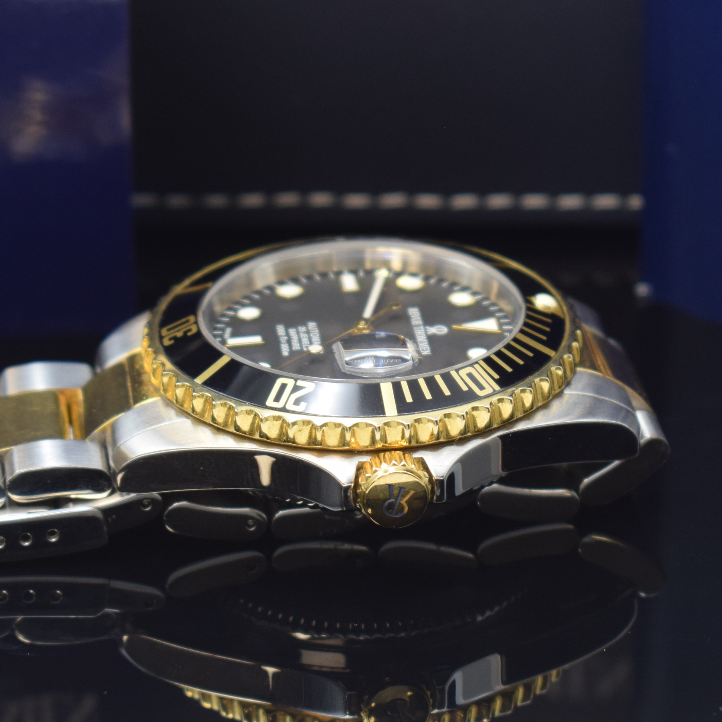Detail c: REVUE THOMMEN Diver Herrenarmbanduhr in Stahl/Gold Referenz 17571, Schweiz um 2020, Automatik, Boden u. Krone verschr., orig. Gliederband m. ...