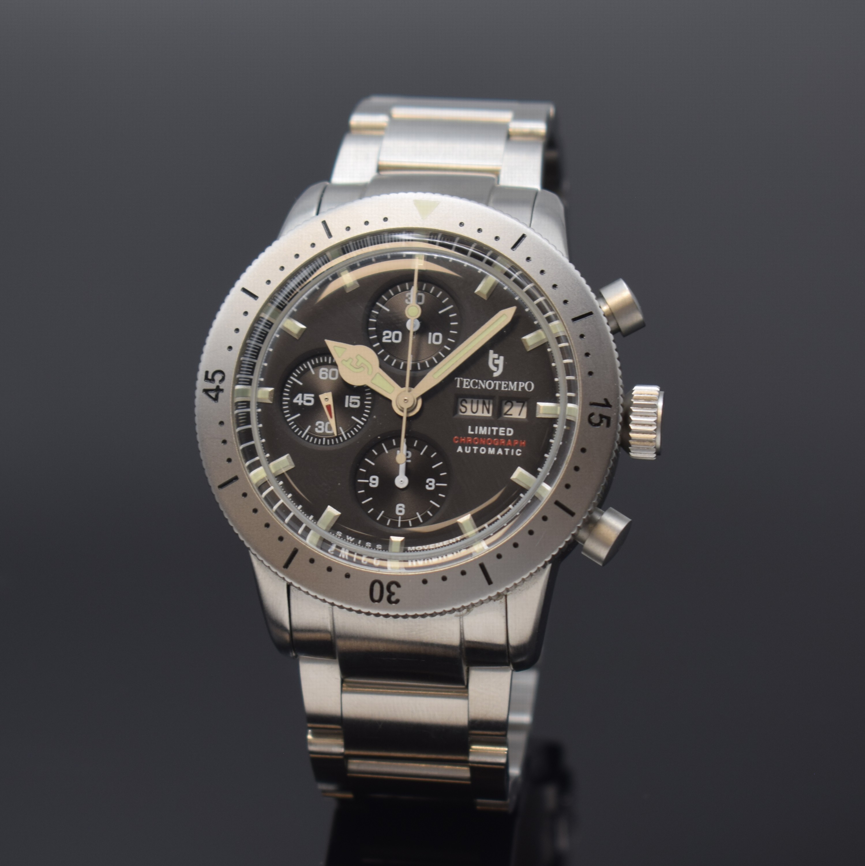 TECNOTEMPO auf 50 Stück limitierter Armbandchronograph in Stahl, Schweiz/Italien verk. lt. beil. Pap. 11/2021, Automatik, Boden u. Krone verschr., ...