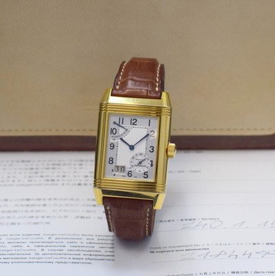 Image Jaeger-LeCoultre Reverso Grande Date in 18k yellow gold reference 240.1.15, manual ...