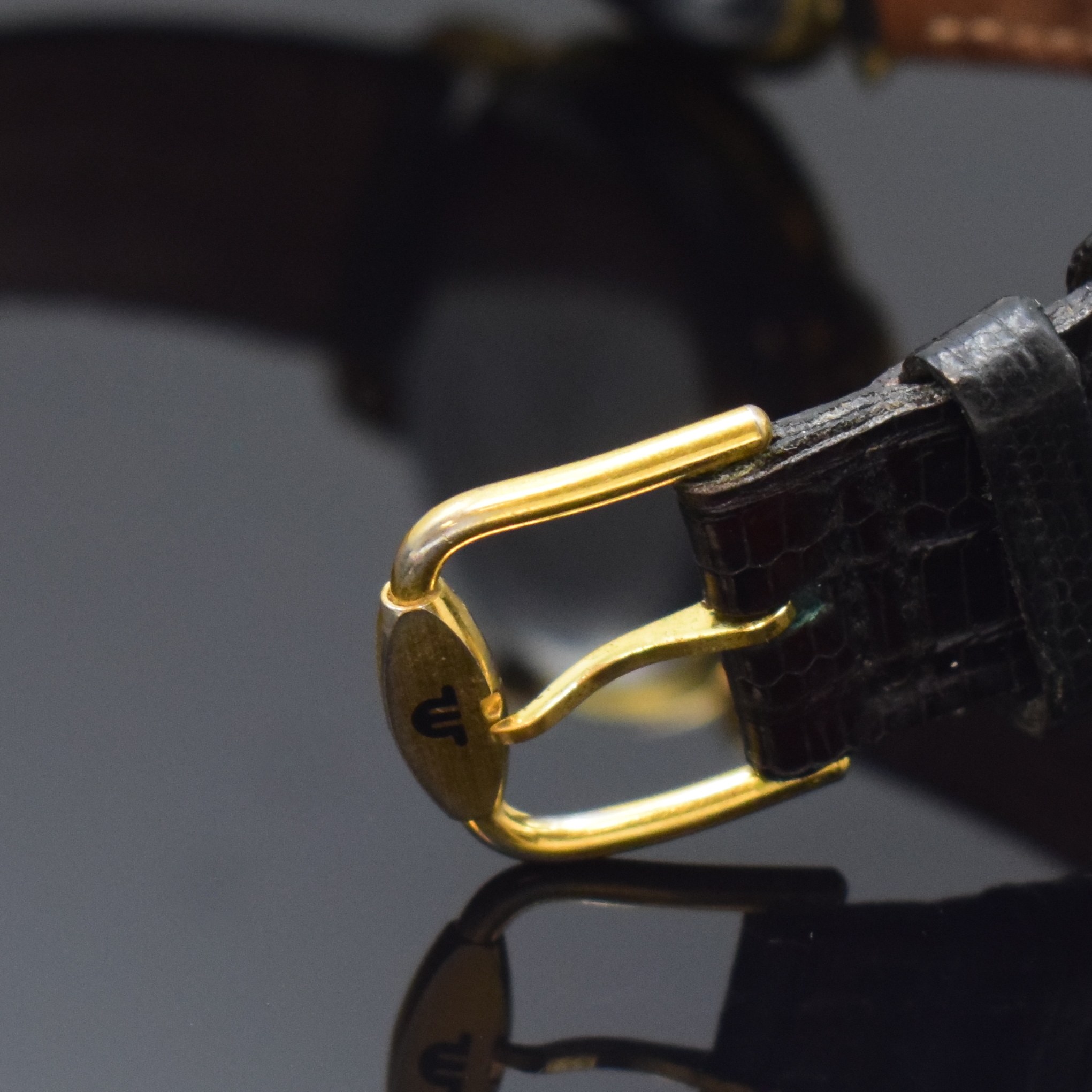 Detail b: MAURICE LACROIX Les Classique Herrenarmbanduhr Referenz 23293, Schweiz um 2000, Automatik, verg. Geh., Stahlboden aufgedr., orig. Lederband m. ...