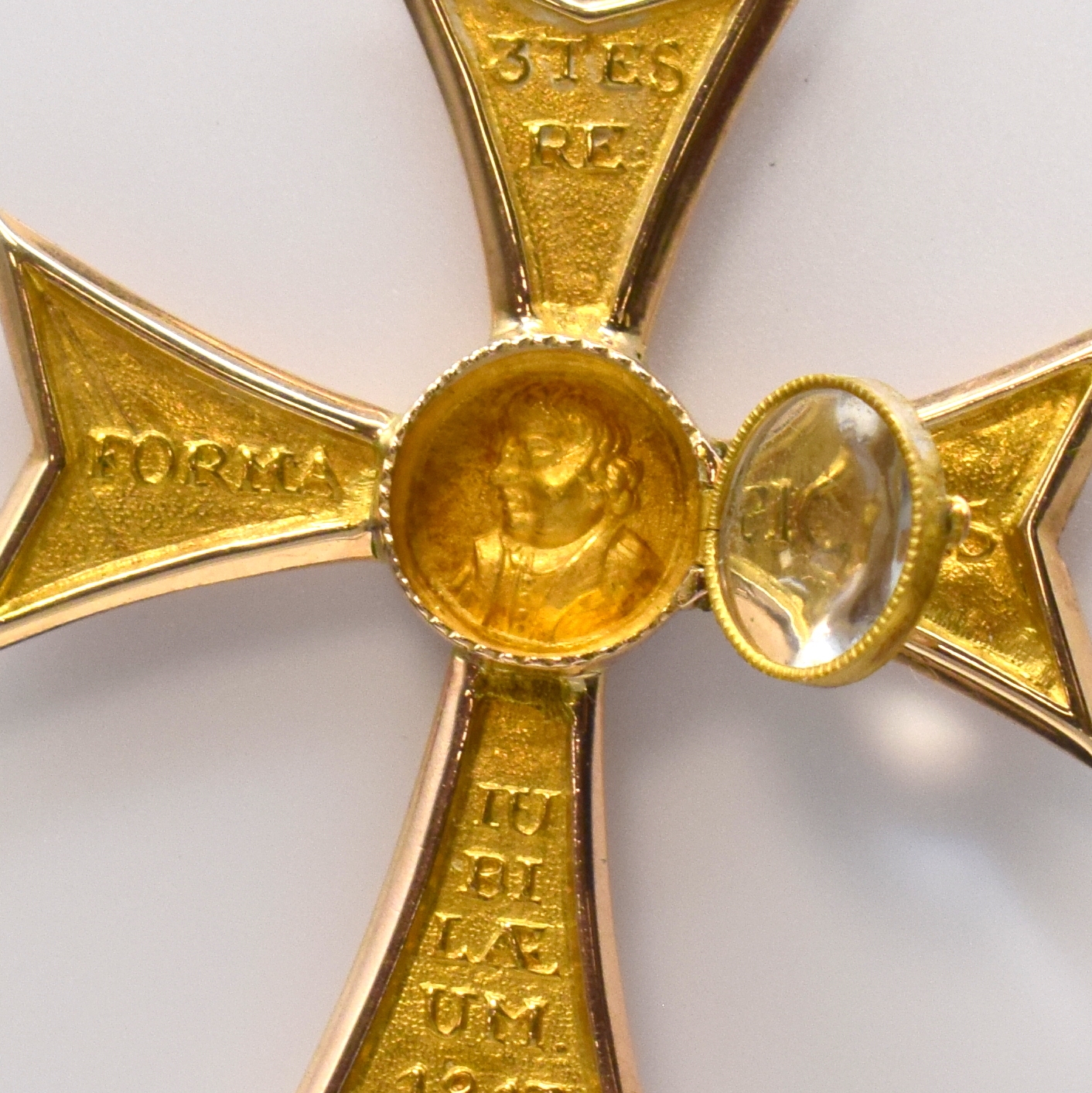 Detail h: HAMILTON Freimaurer Armbanduhr in GG 585/000 und Kreuz zum 3. Reformations-Jbiläum in 8k Gold, USA um 1955, Handaufzug, 2-tlg. Geh., Boden aufgedr., ...