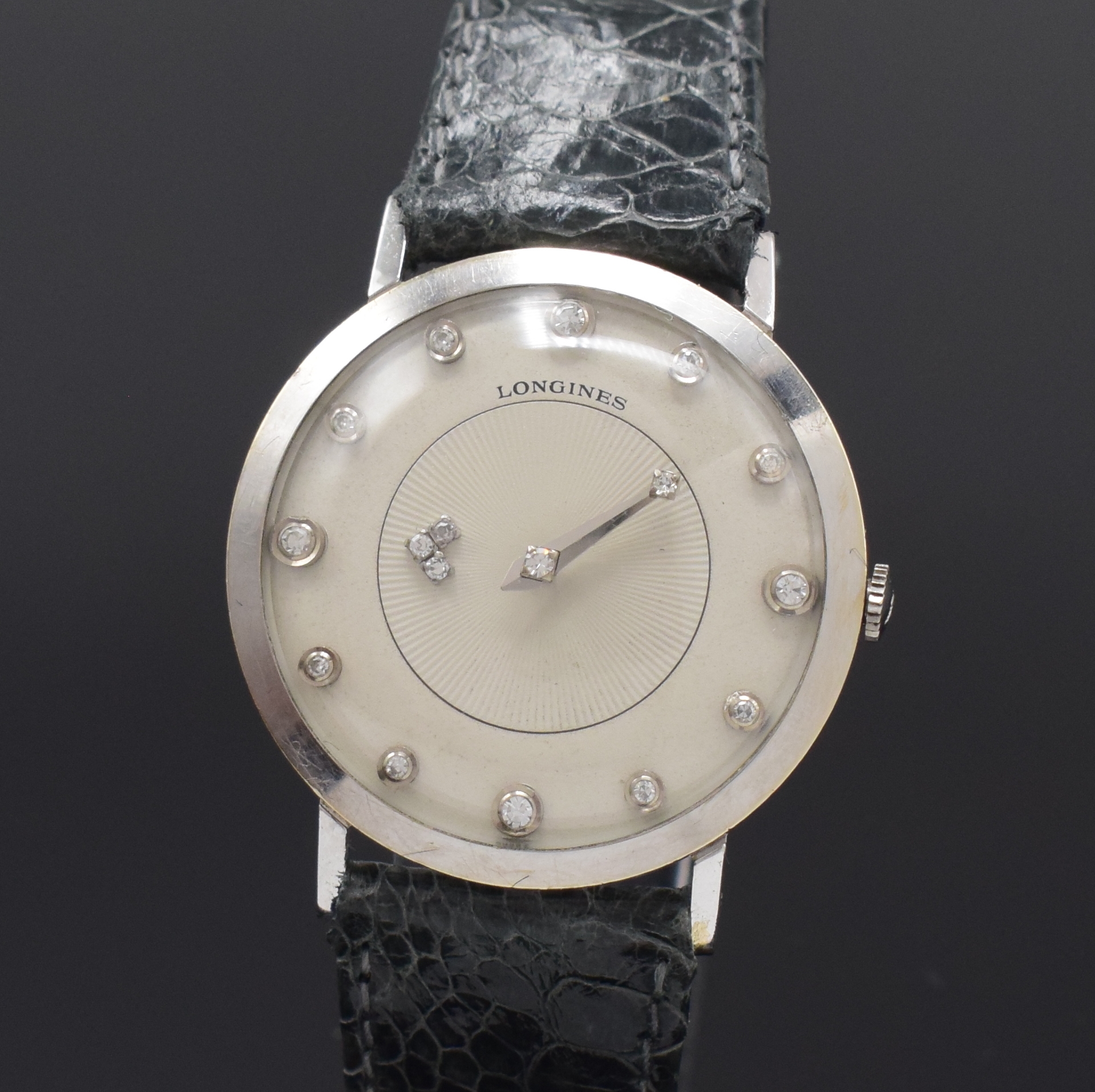 Detail a: LONGINES Mysterieuse Armbanduhr in WG 585/000, Schweiz/USA um 1958, Handaufzug, 2-tlg. Geh., Boden aufgedr., orig. Krone, matt-silb. Zifferbl., ...