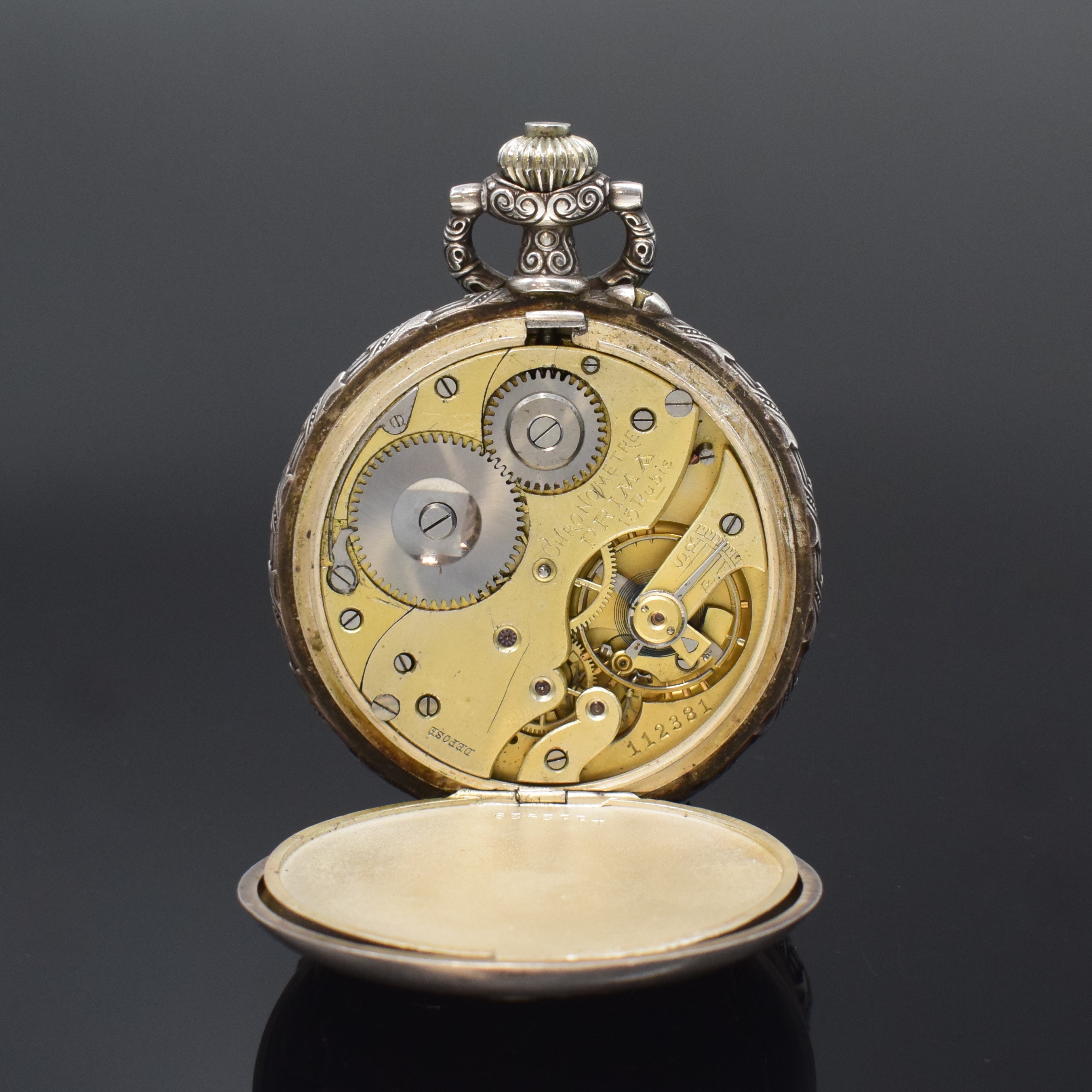 Detail d: Chronometre Prima "Den Helden des Balkanbundes 1912/1913" offene Silbertaschenuhr, Schweiz um 1913, hochwertiges Relief-Geh., Lünette m. ...