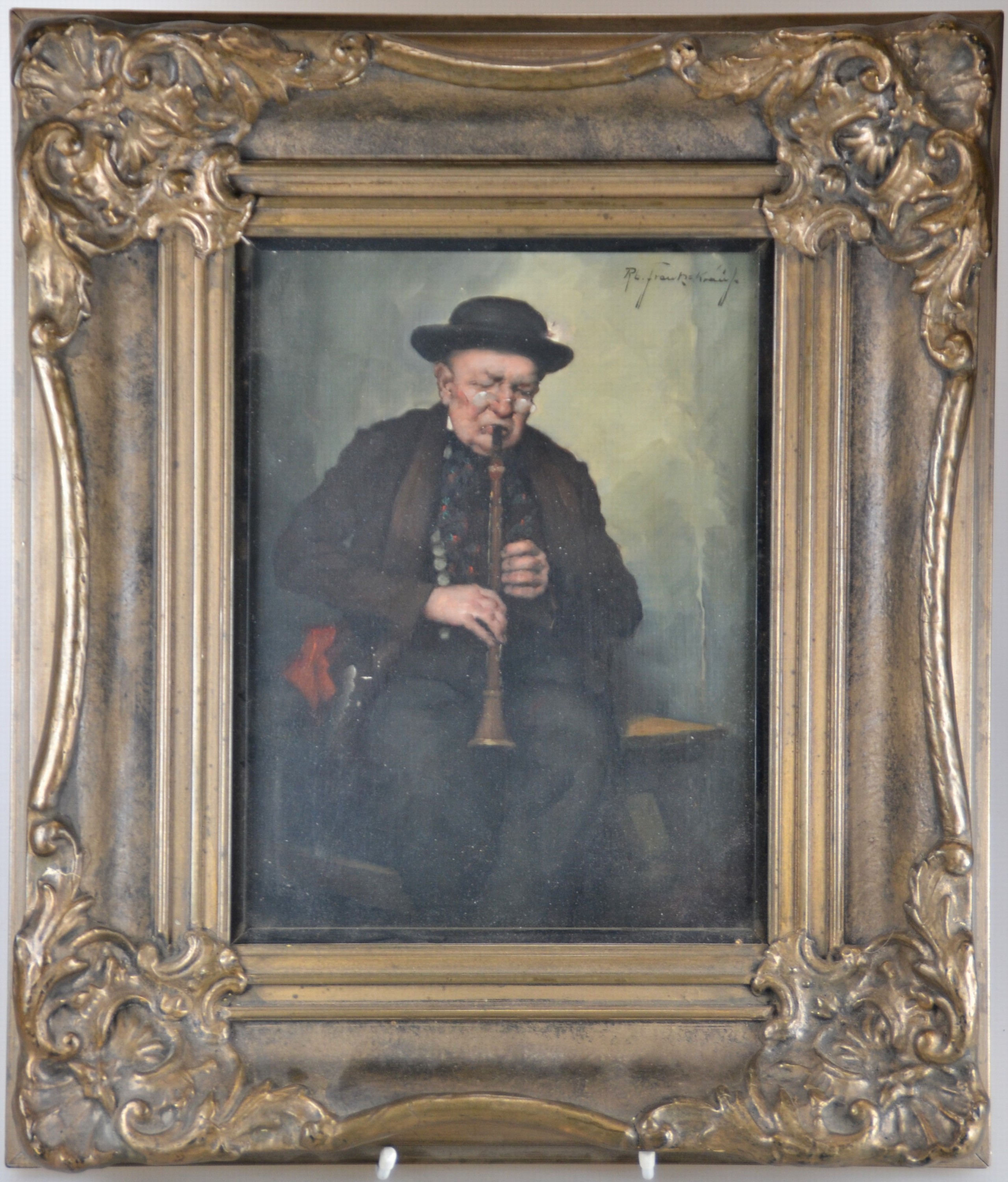 Robert Frank-Krauss, 1893 Fürth-1950 München, Klarinette spielender Mann in Tracht, Öl/Holz, rechts oben sign., ca. 24x18cm, u.Gl., R. ca. 40x34cm