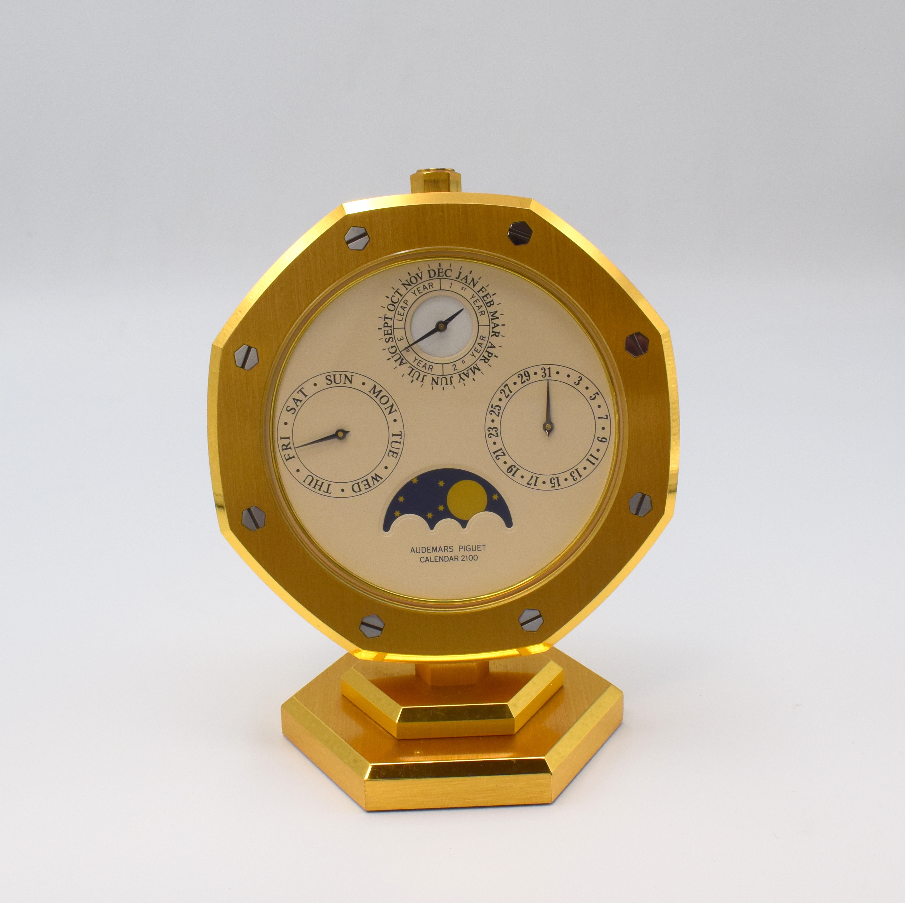 AUDEMARS PIGUET Royal Oak Calendar 2100 mit ewigem Kalender, Schweiz um 1995, verg. Geh., Weiterschaltung durch Knopfdruck, rücks. einzeln ...