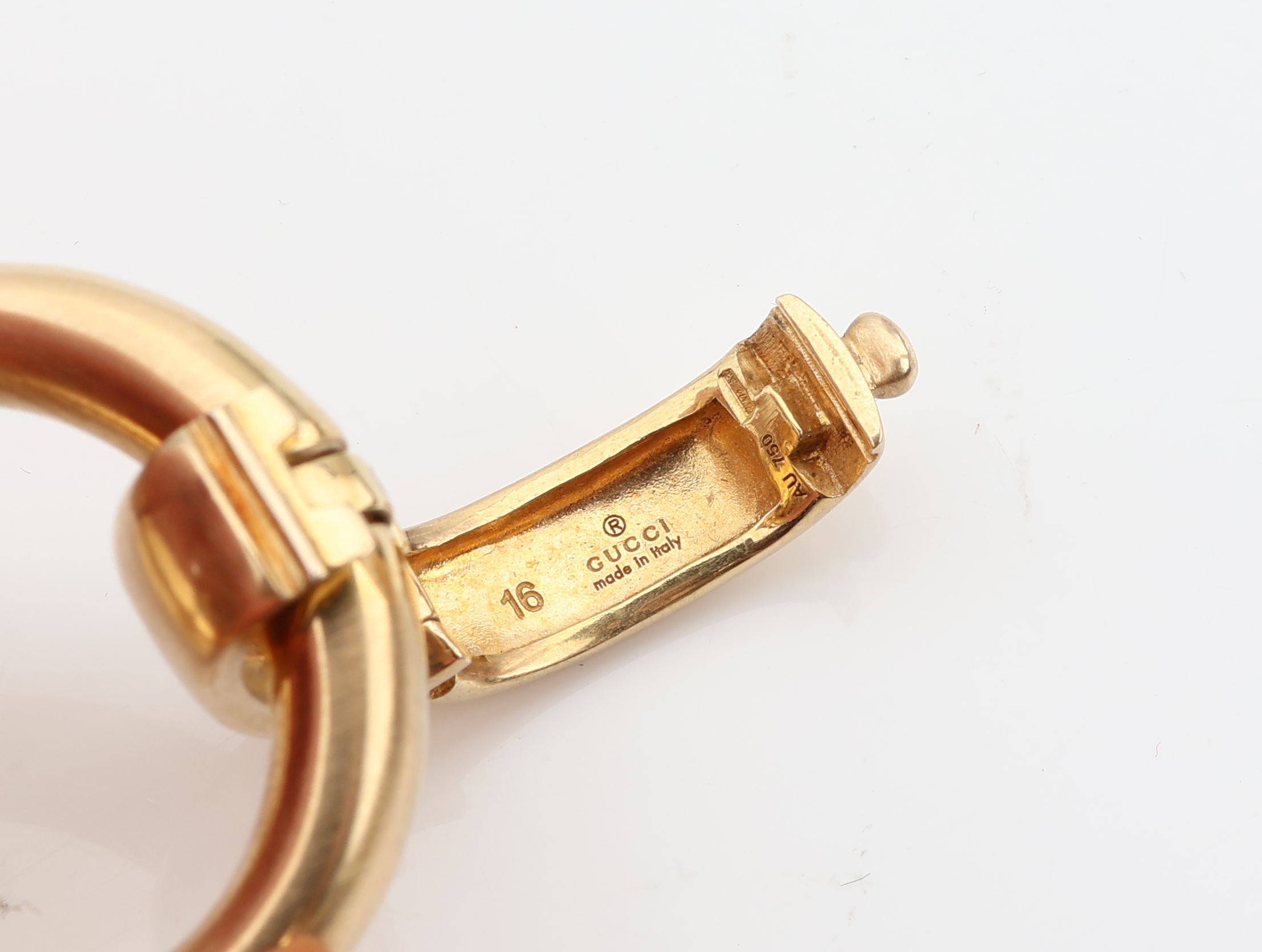 Detail a: 18 kt Gold GUCCI Armband, GG 750/000, Modell Horsebit, L. ca. 19 cm, Klappverschluss, sign., ca. 62.7 g