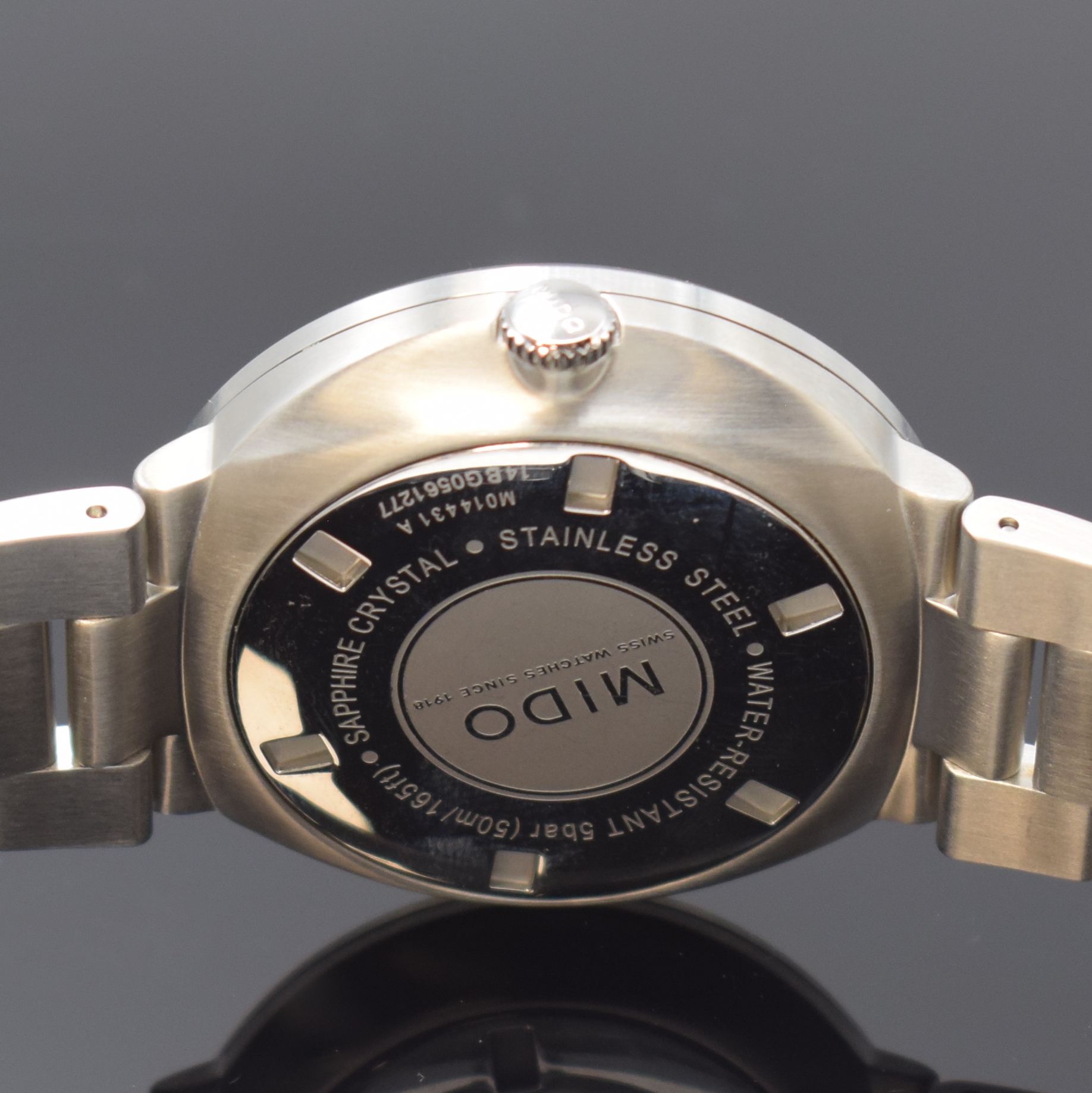 Detail d: MIDO Armbandchronometer Datoday Referenz M014431, Automatik, Schweiz um 2010, Edelstahlgeh. inkl. Gliederband m. dopp. Faltschl., Boden verschr., ...