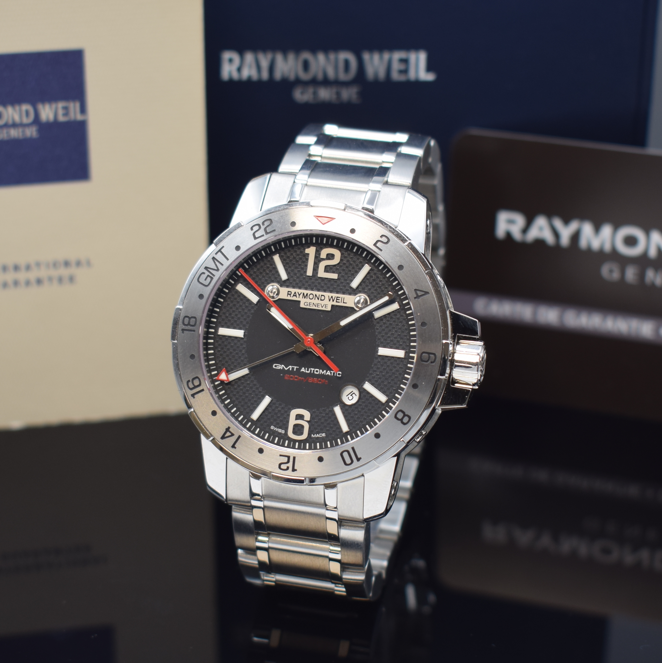 RAYMOND WEIL Herrenarmbanduhr Nabucco GMT Referenz 3800, Automatik, Schweiz um 2015, massives Edelstahlgeh. inkl. Gliederband m. dopp. Faltschl., ...