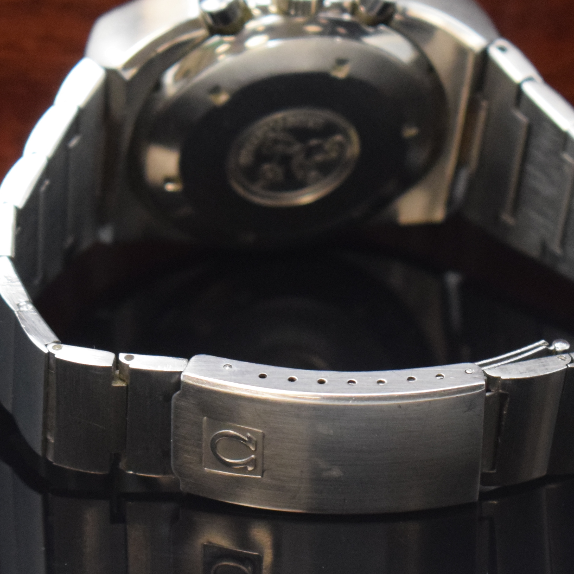 Detail b: OMEGA Speedmaster 125 Herrenarmbanduhr mit Chronograph in Chronometerqualität Referenz 378.0801/178.0002, Schweiz um 1975, Automatik, massives ...
