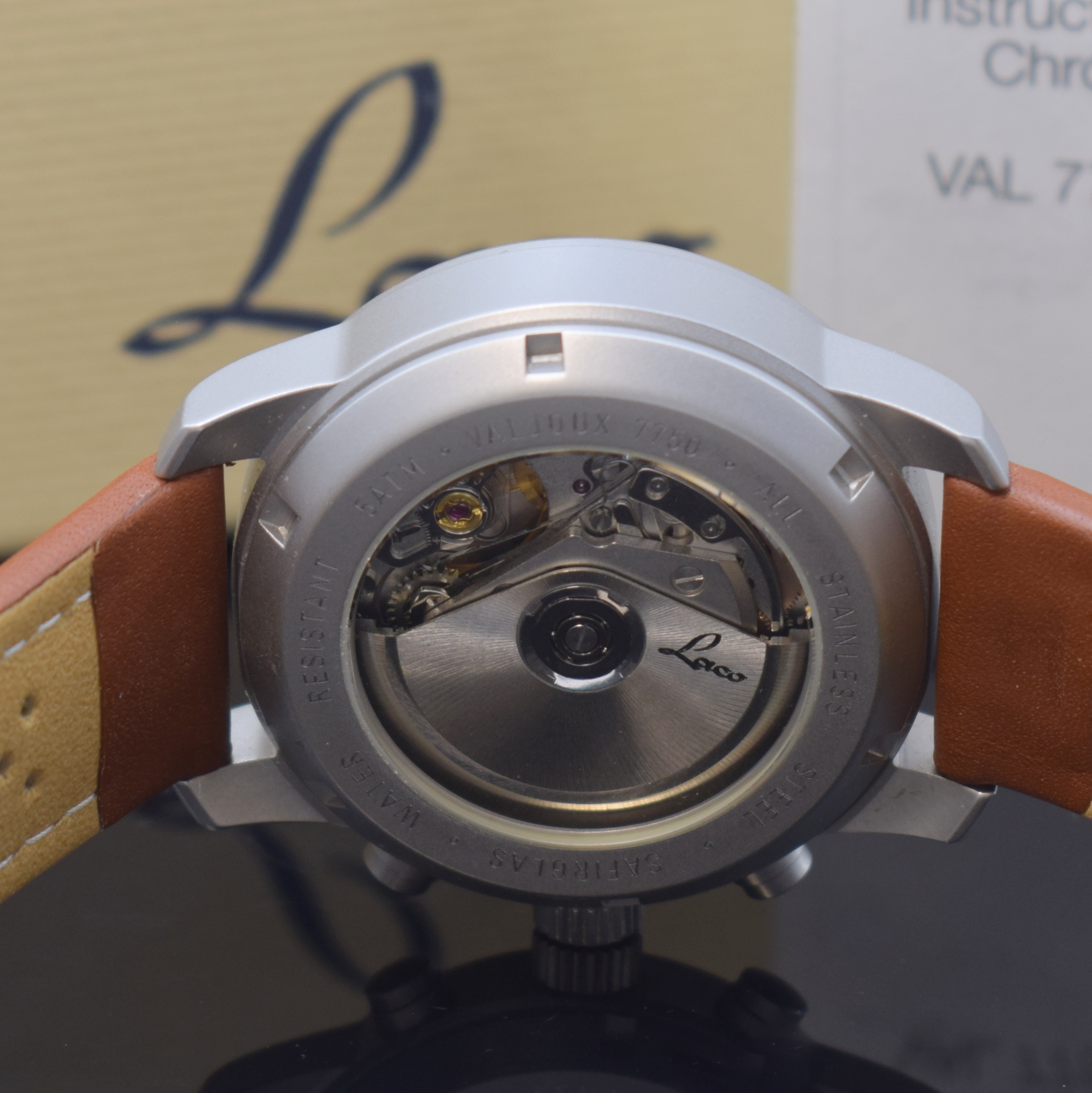 Detail d: LACO by Lacher Armbandchronograph, Automatik, Deutschland/Schweiz um 2005, matt. Edelstahlgeh. inkl. Lederband m. Faltschl., beids. vergl., Boden und ...