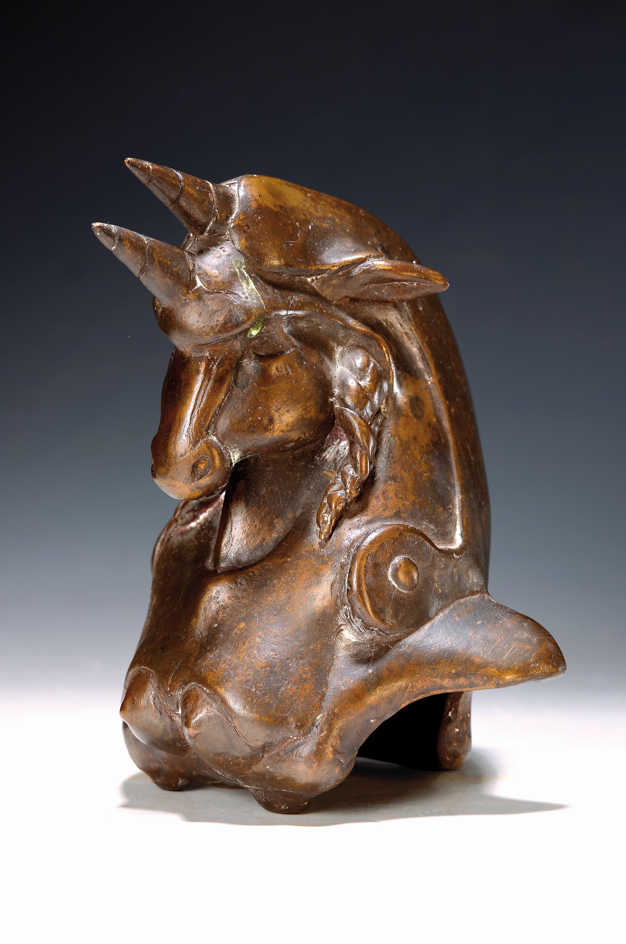 Gernot Rumpf, geb. 1941 Kaiserslautern, Einhorn, Bronzeguss, signiert, num. 8/25, H. ca. 23cm