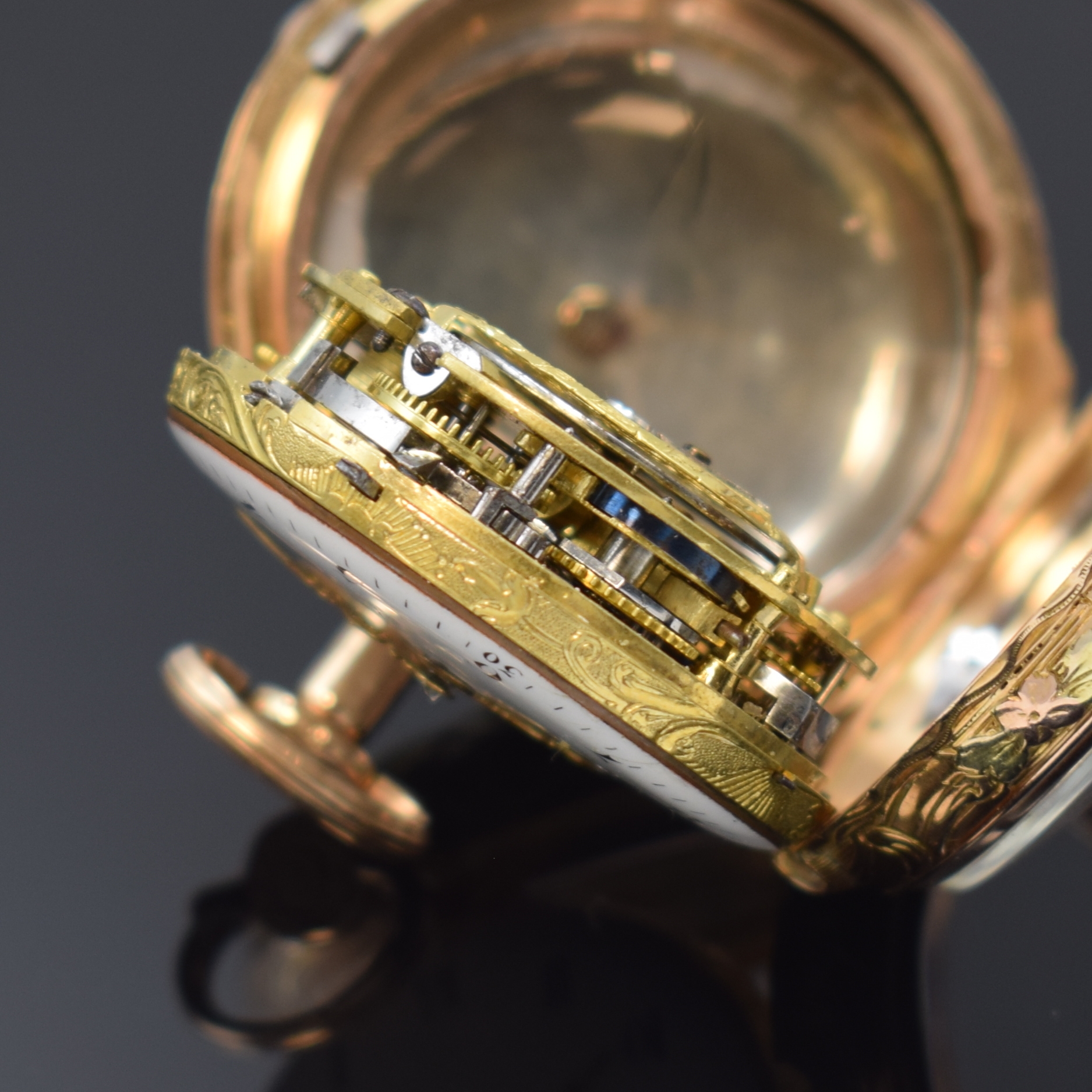 Detail e: HENTSCHEL ? Strassbourg / TADEUSZ KOSZIUSZKO Spindeltaschenuhr mit 1/4-Repetition in 4- Farb-Gold, Frankreich um 1780, offenes Geh. m. grossem ...