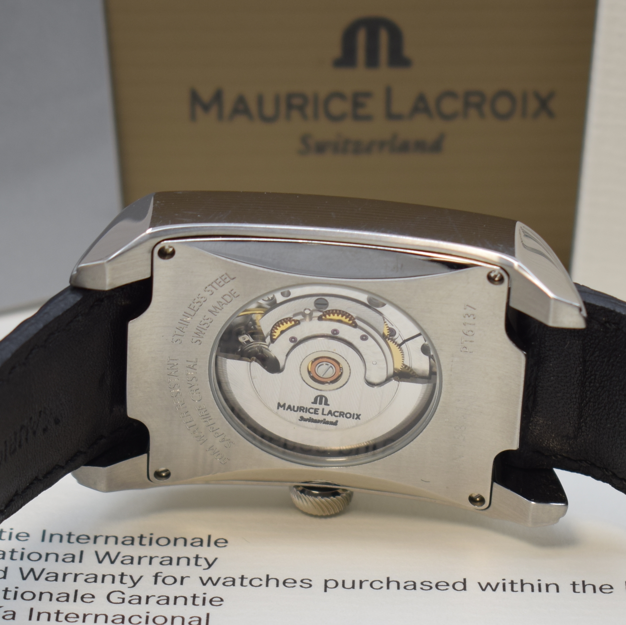 Detail e: MAURICE LACROIX Pontos Herrenarmbanduhr mit Tag und Datum Referenz PT6137, Automatik, Schweiz um 2010, beids. vergl. Edelstahlgeh. inkl. orig. ...