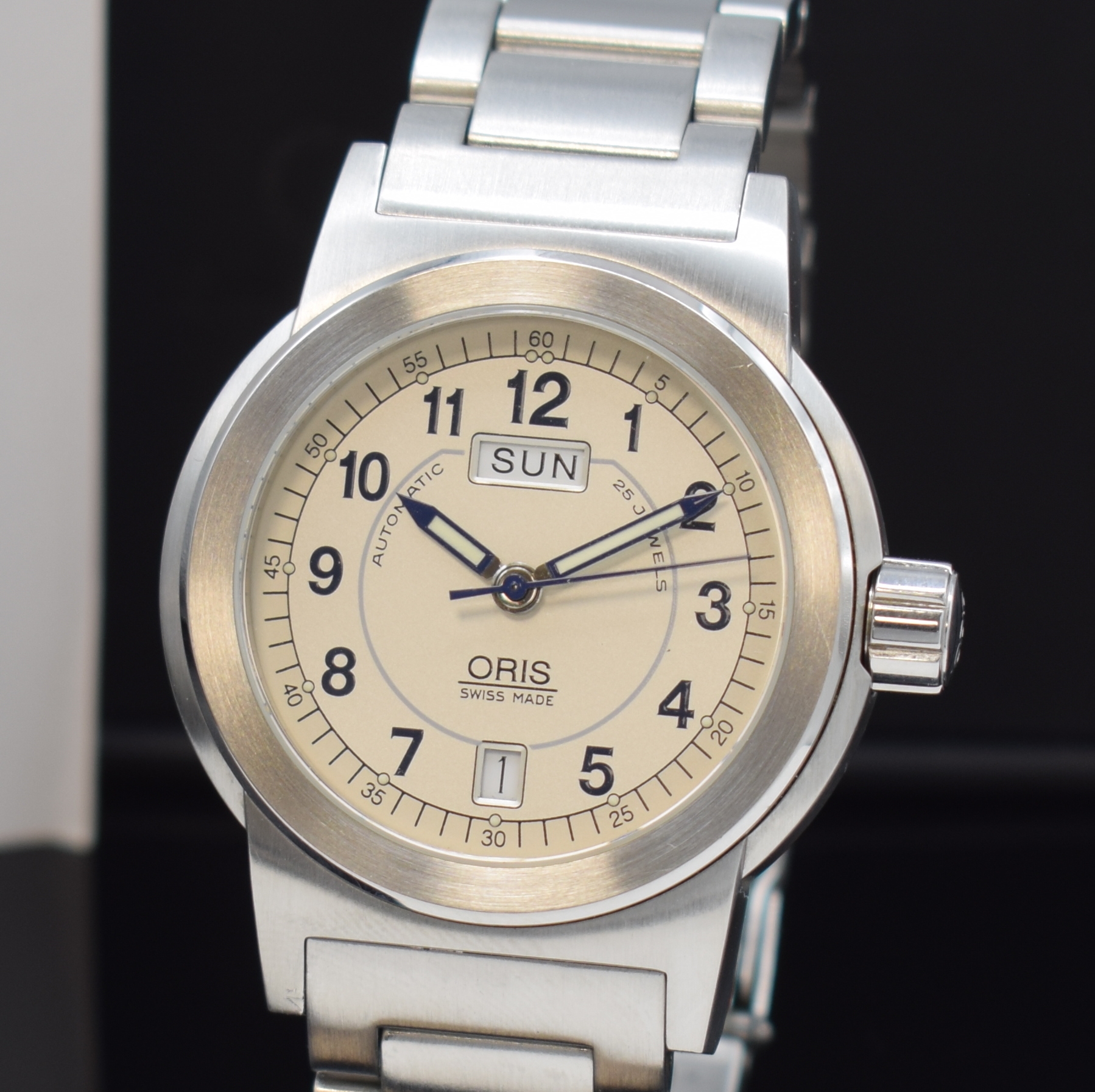 Detail a: ORIS Big Crown BC3 Herrenarmbanduhr Referenz 7500, Schweiz um 2000, Automatik, beids. vergl. Edelstahlgeh. inkl. Gliederband m. Faltschl., Boden ...