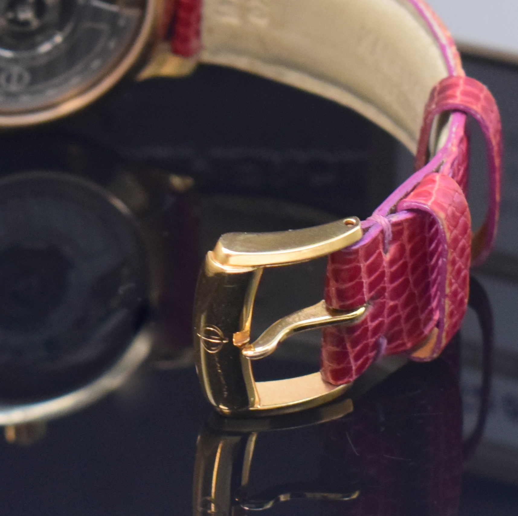 Detail b: BAUME & MERCIER Damenarmbanduhr Classima in RG 750/000 Referenz MOS10077, Automatik, beids. vergl. Geh. inkl. Lederband mit verg. orig. Dornschl., ...