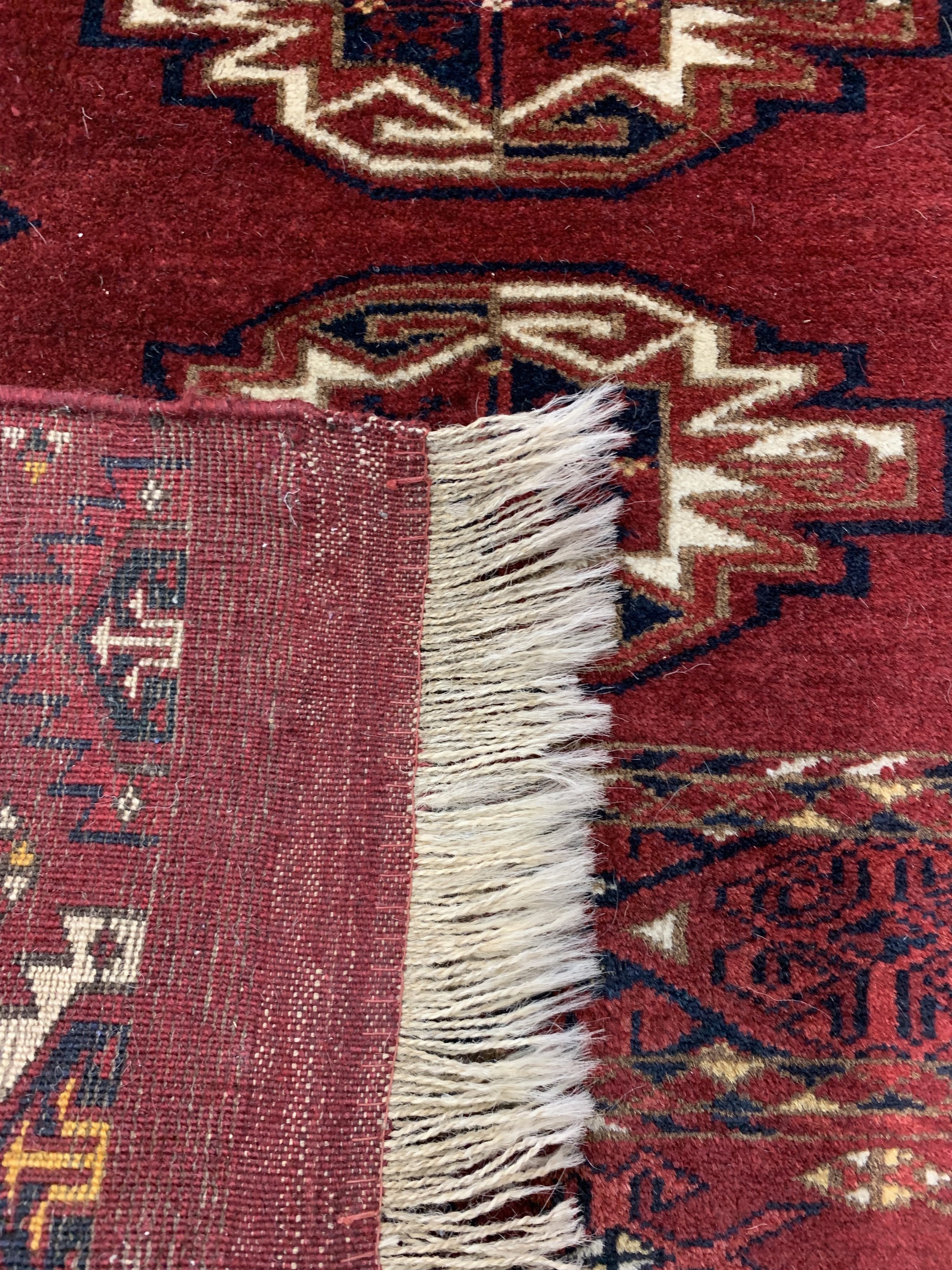 Detail d: Kizil-Ayak Tschowal, Afghanistan, Anfang 20.Jhd, Wolle auf Wolle, ca. 177 x 92 cm, EHZ:2