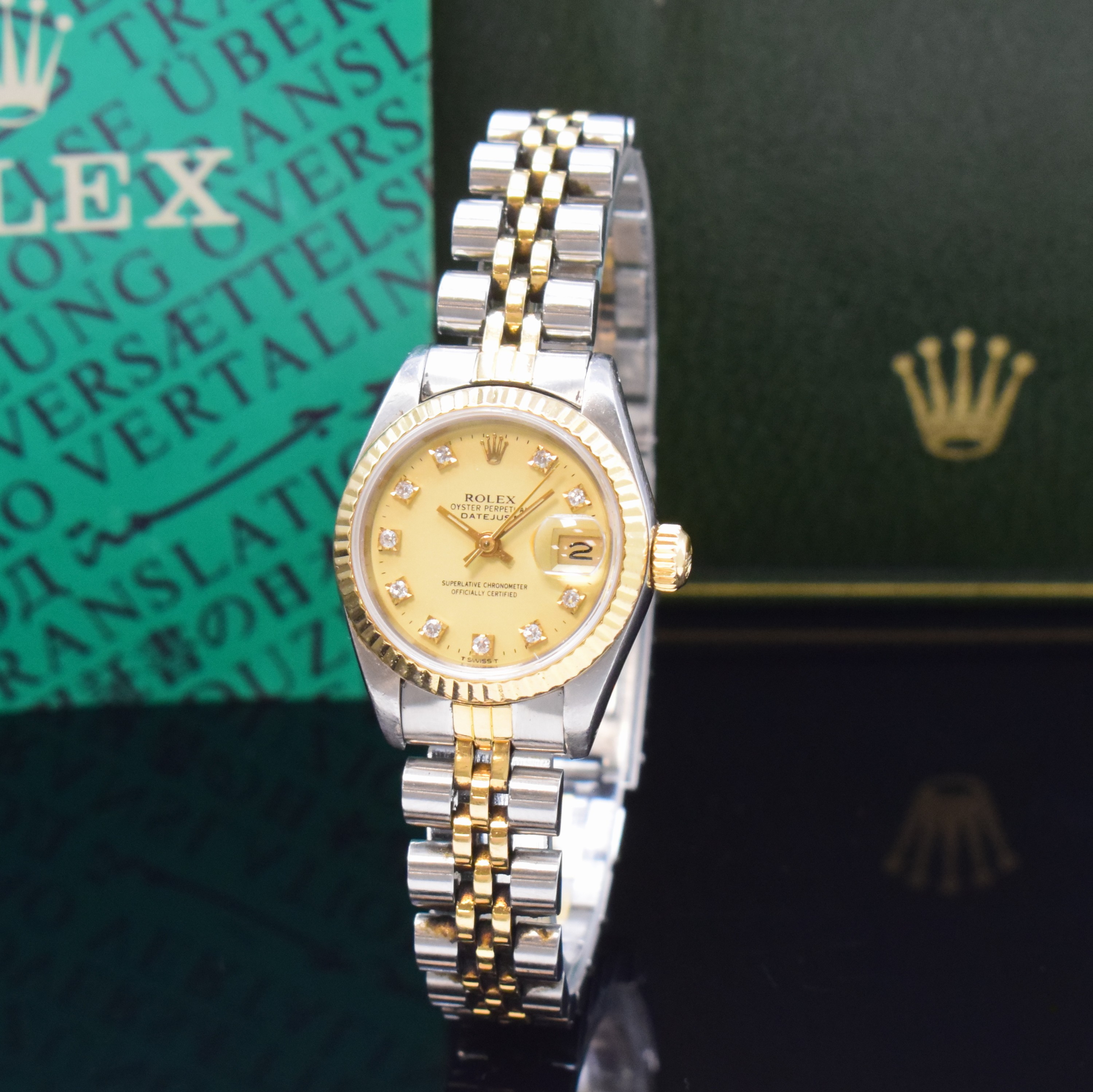 ROLEX Oyster Perpetual Datejust Damenarmbanduhr Referenz 69173, Schweiz um 1986, Automatik, Chronometer der Superlative in Edelstahl/Gold kombiniert ...