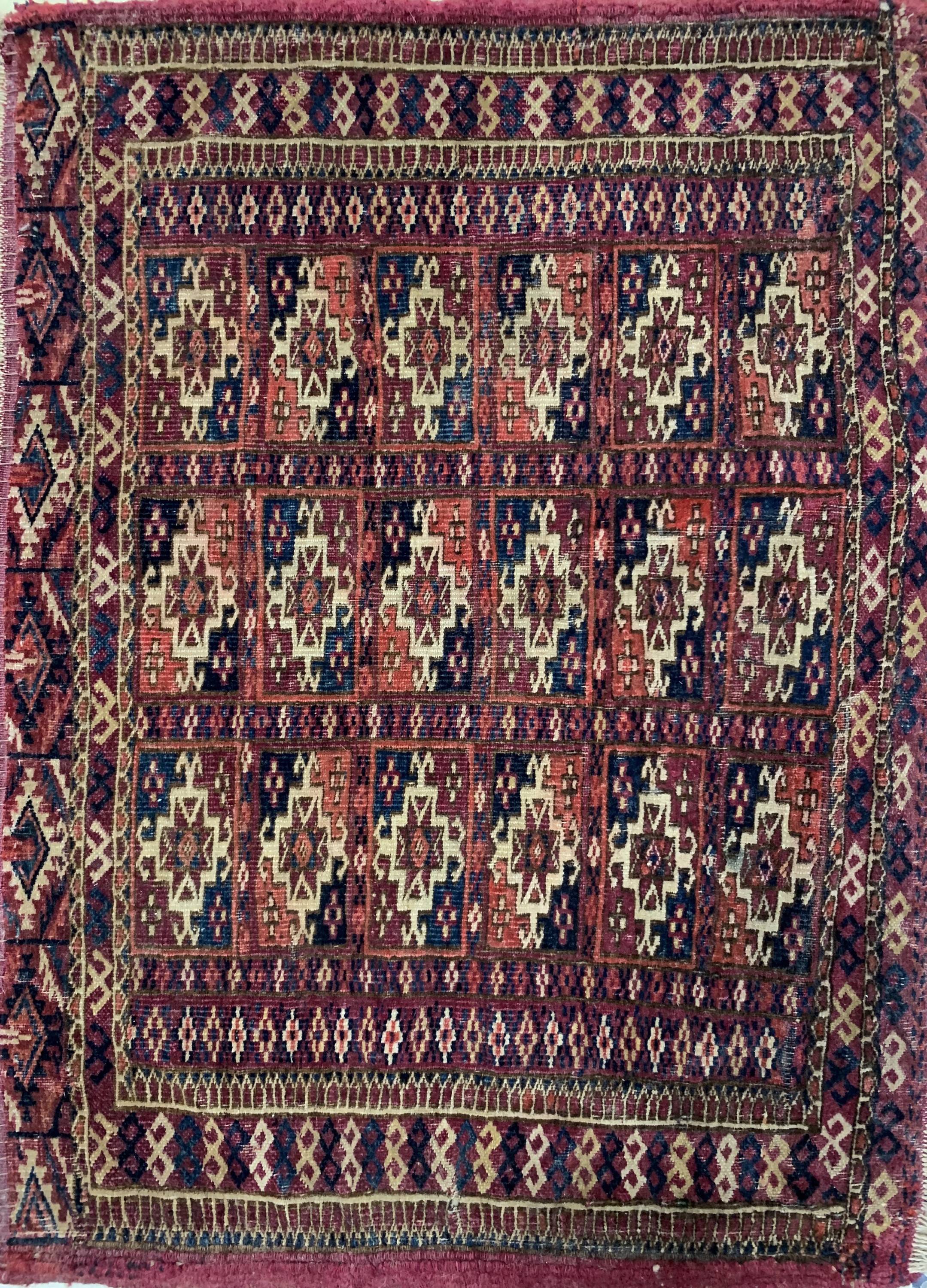 Detail c: 3 Lots Taschenfronten, Turkmenistan, 19.Jhd, Wolle auf Wolle, ca. 52 x 44 cm, EHZ: 3