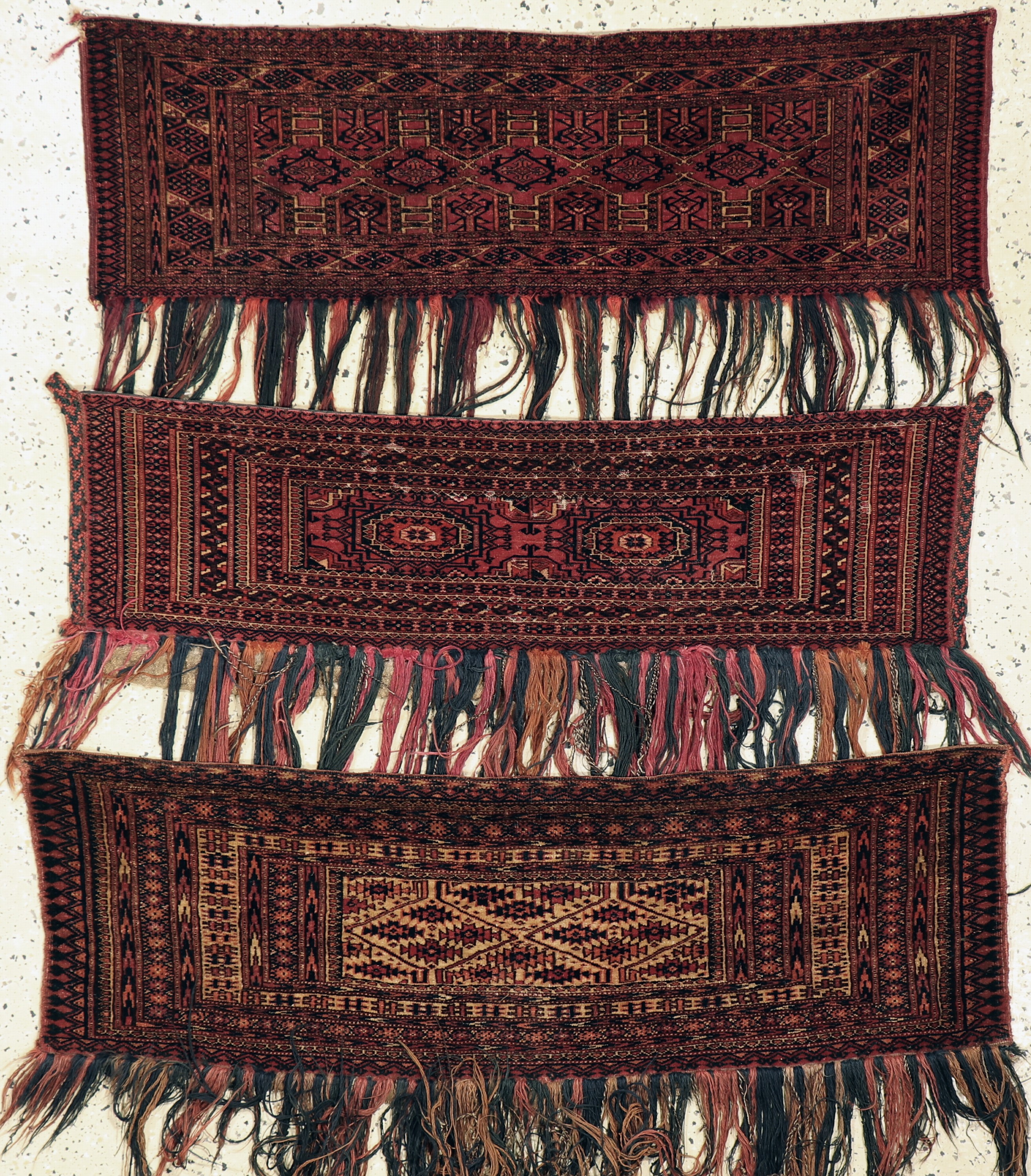 3 Lots antiker Torba, Turkmenistan, 19.Jhd,Wolle auf Wolle, ca. 117 x 37 cm, eine mit Mottenfra?, EHZ: 2