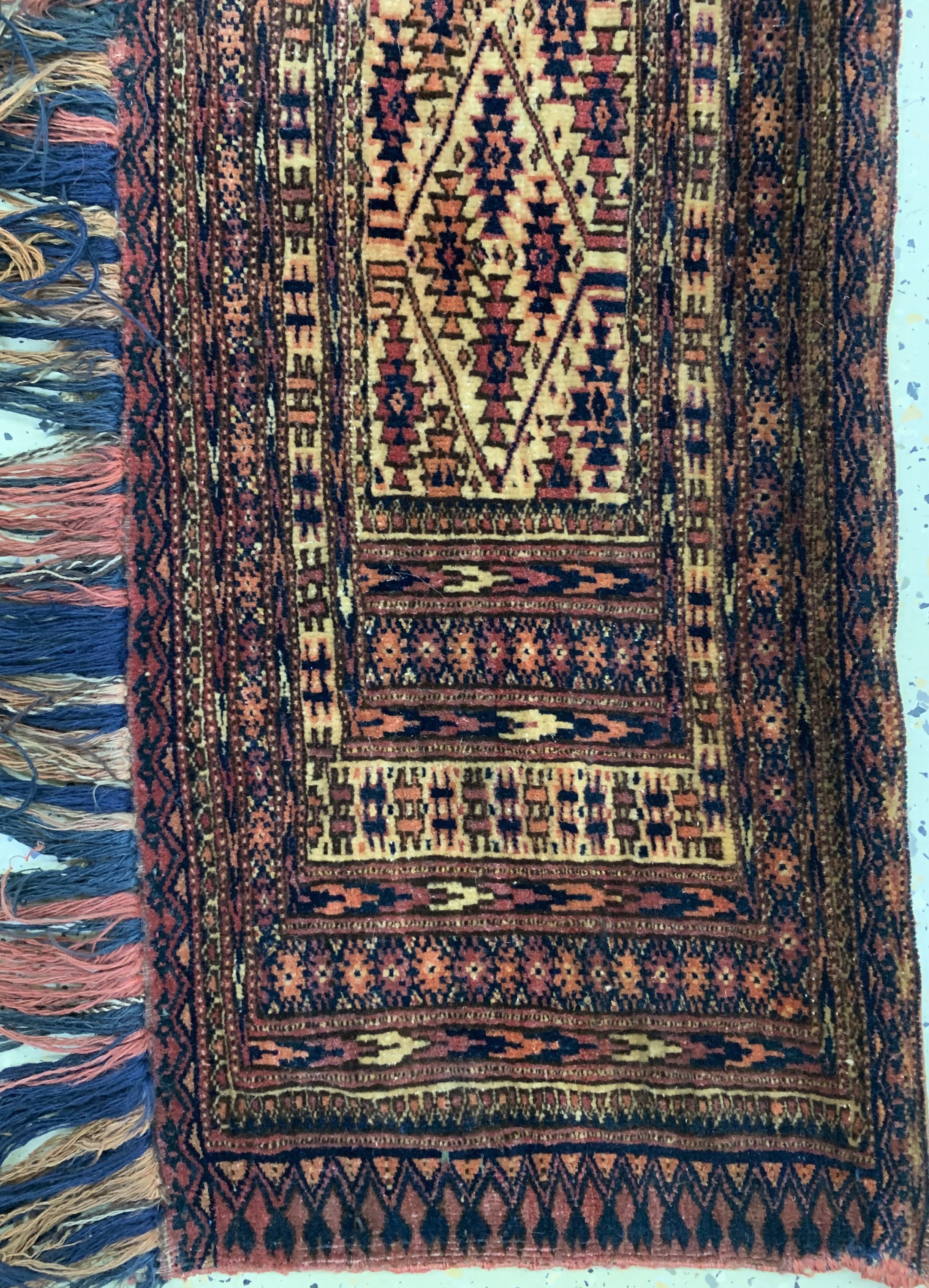 Detail h: 3 Lots antiker Torba, Turkmenistan, 19.Jhd,Wolle auf Wolle, ca. 117 x 37 cm, eine mit Mottenfra?, EHZ: 2