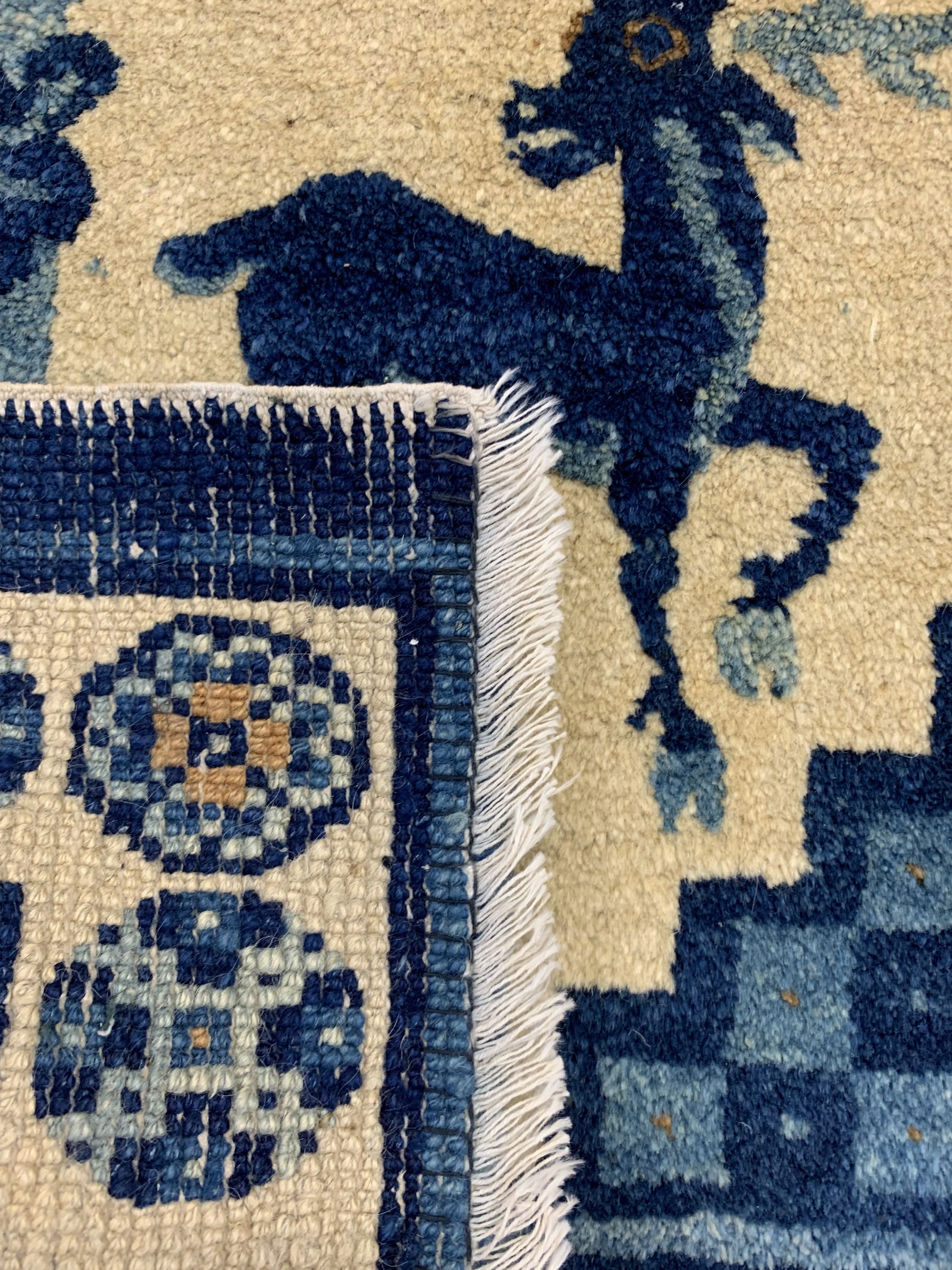 Detail d: Pao Tow antik, China, um 1900, Wolle auf Baumwolle, ca. 130 x 68 cm, EHZ: 2-3