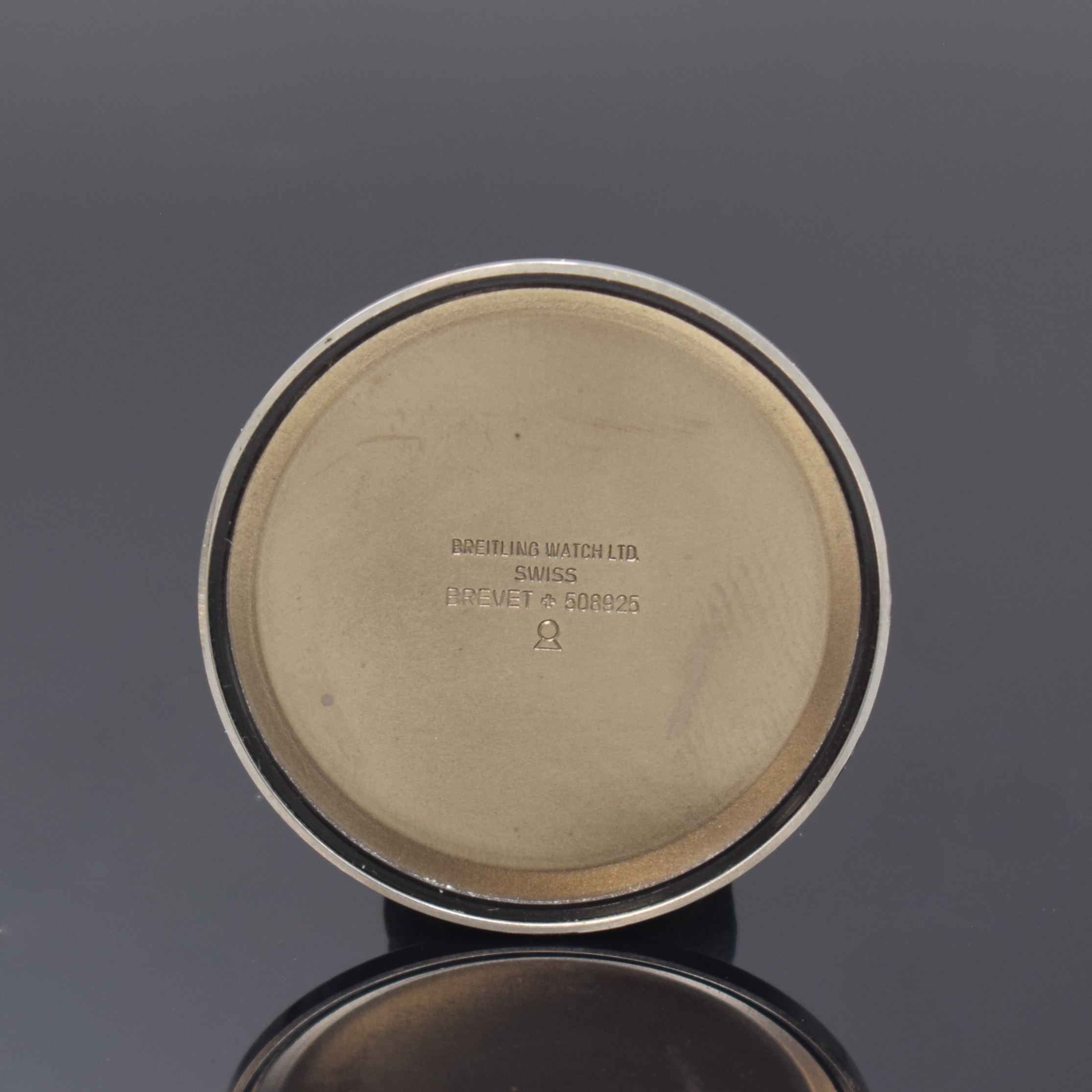Detail f: BREITLING ungetragener Armbandchronograph Long Playing Referenz 7103.3, Handaufzug, Schweiz um 1973, Edelstahlgeh. inkl. altem orig. Display ...