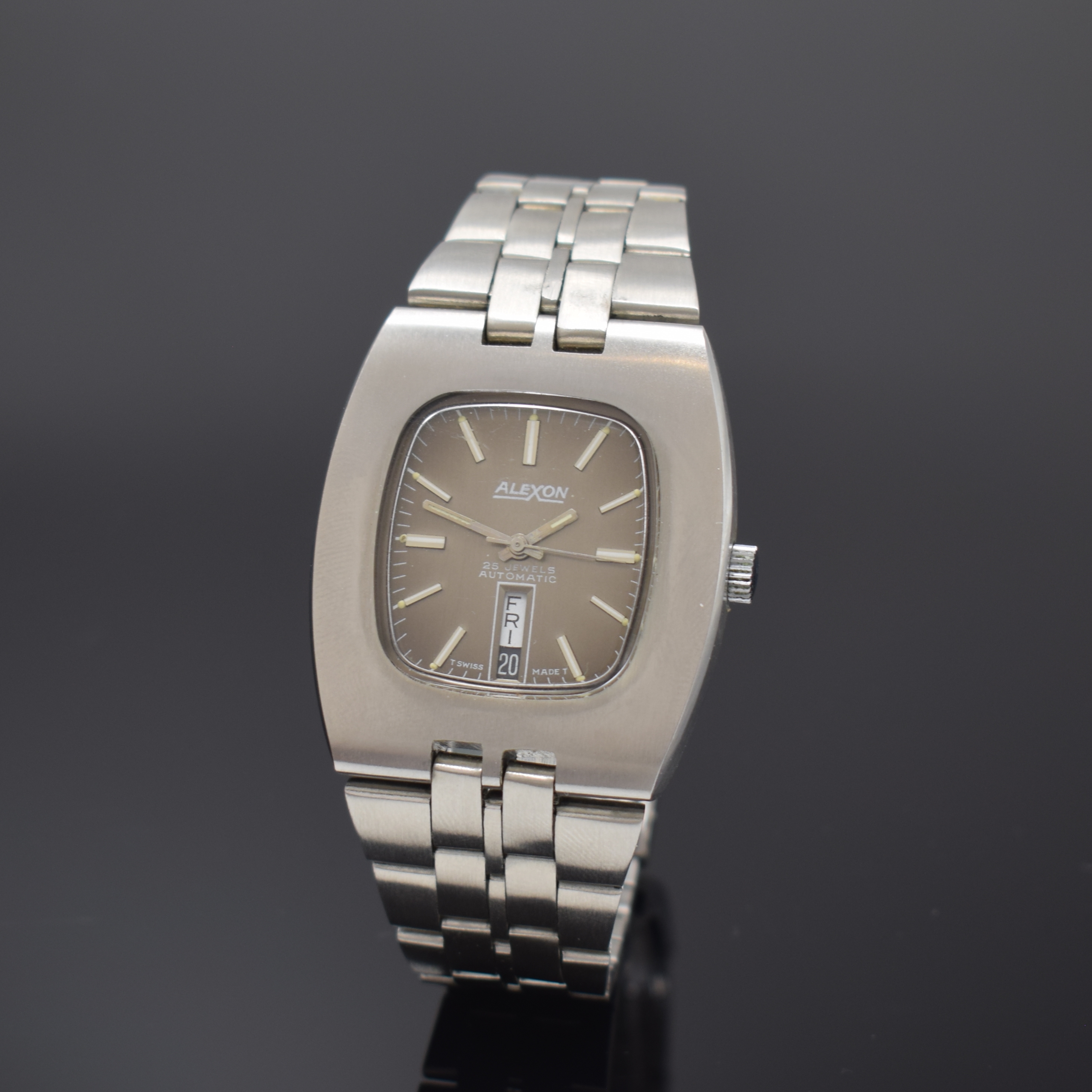 ALEXON Herrenarmbanduhr, Automatik, Schweiz um 1965, Edelstahlgeh. inkl. orig. Gliederband m. Faltschl., Boden verschr., graues Zifferbl. m. aufges. ...
