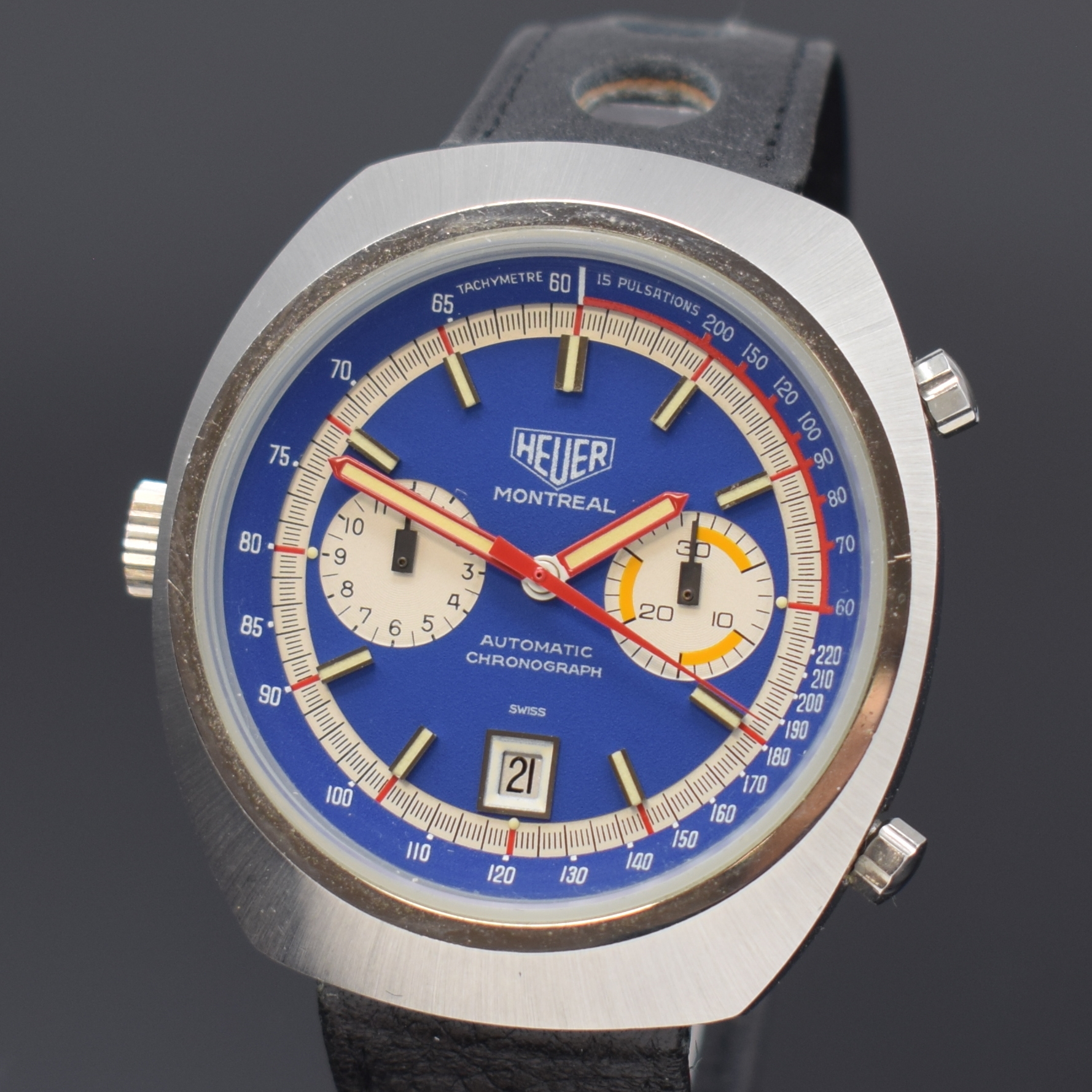 Detail a: HEUER Montreal Referenz 110.503 Armbanduhr mit Chronograph in Stahl, Schweiz um 1975, Automatik, 2-tlg. Geh., Boden m. orig. Stickerverschr., orig. ...