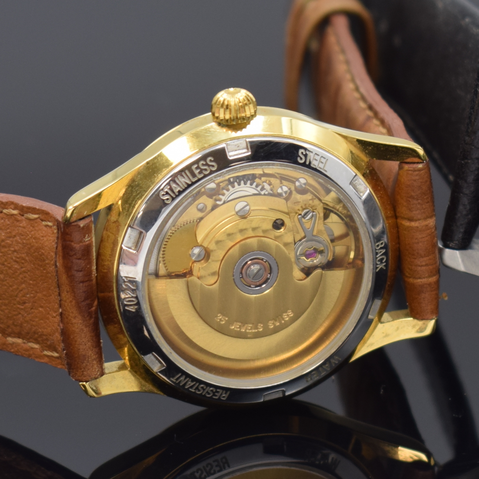 Detail f: HEBE 3 nahezu neuwertige Armbanduhren, Schweiz um 2000, 2 x große, satinierte Stahlgeh. m. aufgedr. Böden, Zifferblätter m. kl. Sek. b. 6, 1 x ...
