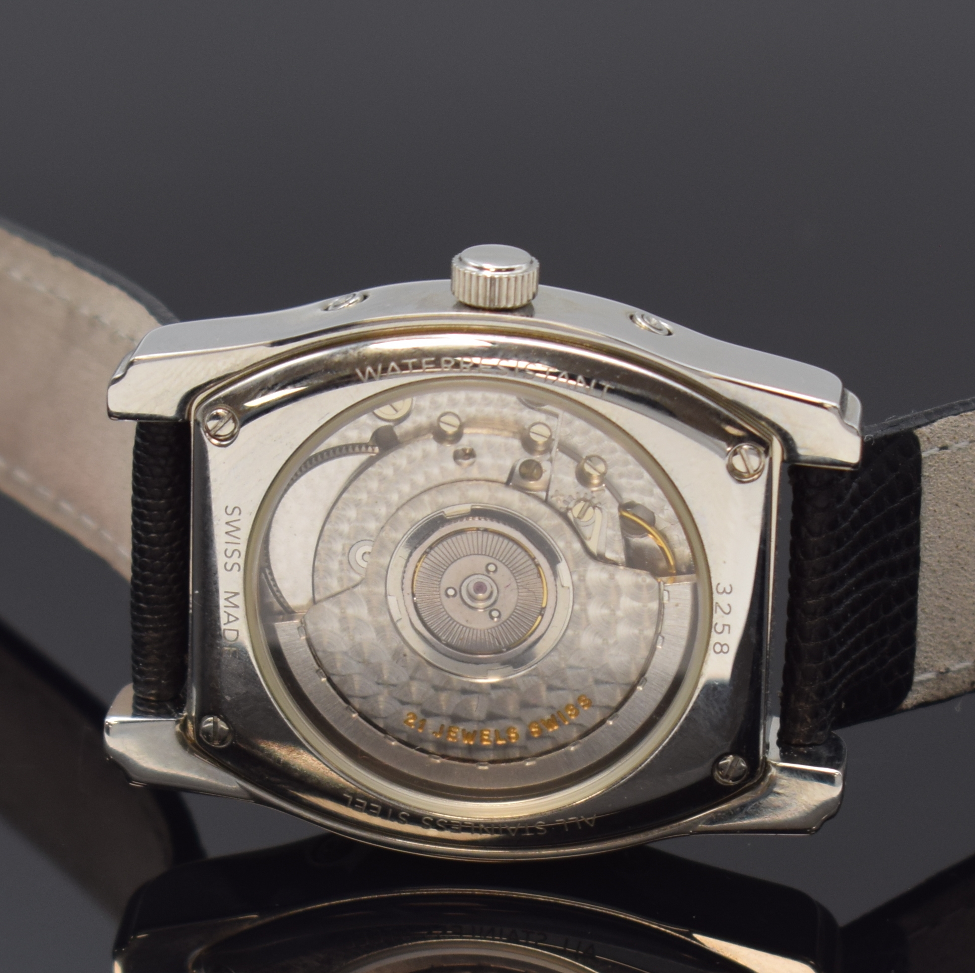 Detail d: DU BOIS "Le Calendrier" Armbanduhr mit Vollkalender und Mondphase in Stahl, Schweiz um 1995, Automatik, tonneauförm., beids. vergl. Geh., ...