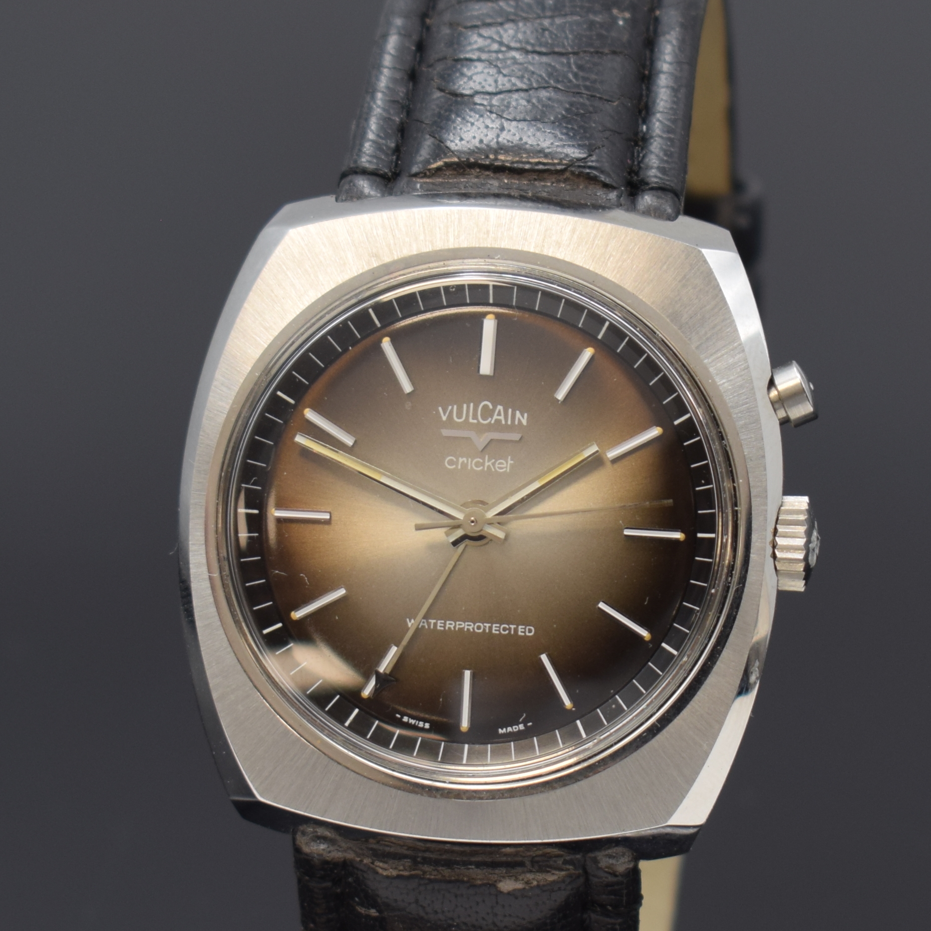 Detail a: VULCAIN Cricket nahezu neuwertige Armbanduhr mit Wecker Referenz S 2326 B in Stahl, Schweiz um 1970, Handaufzug, Kissenförm. Geh., Boden m. ...