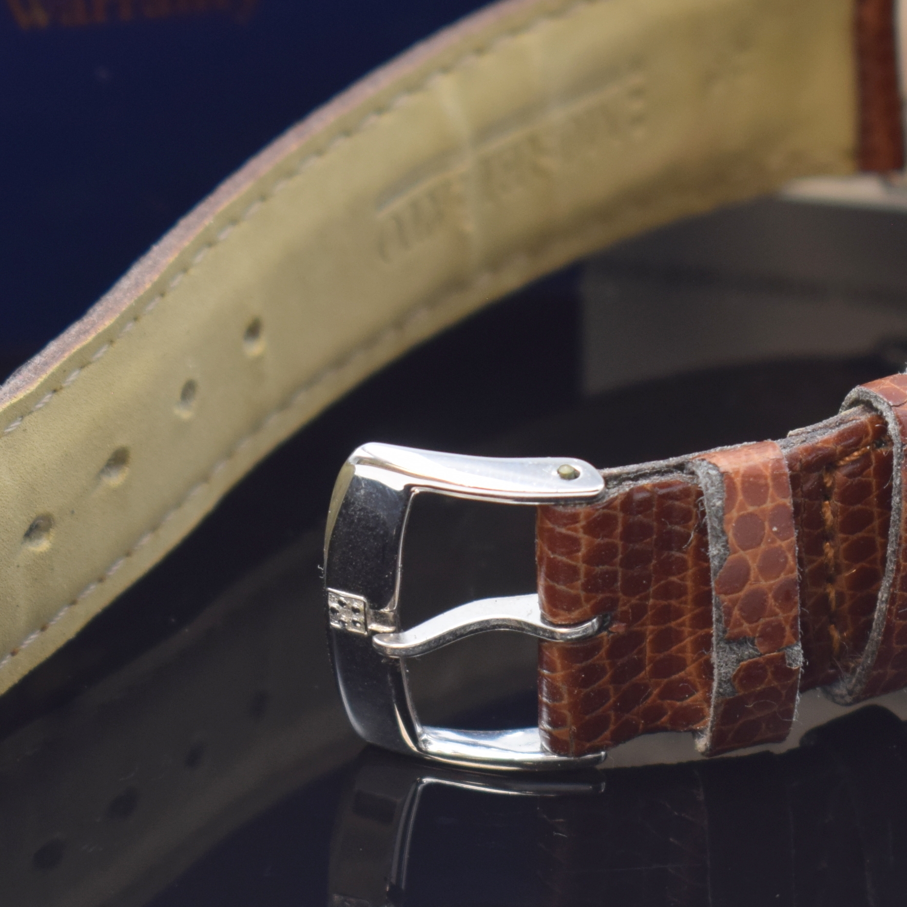 Detail b: ETERNA-MATIC Armbanduhr in Stahl, Schweiz um 2000, Automatik, beids. vergl. Geh., Boden aufgedr., silb. Zifferbl., silb. Indizes u. Zeiger, Datum b. ...