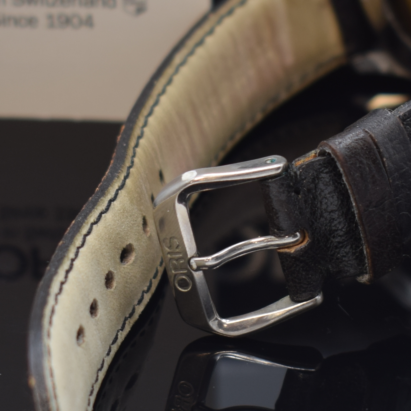 Detail b: ORIS Armbanduhr mit Vollkalender und Mondphase in Stahl, Schweiz 2000, Automatik, beids. vergl. Geh., Boden verschr., seitl. Korrekturdrücker, silb. ...