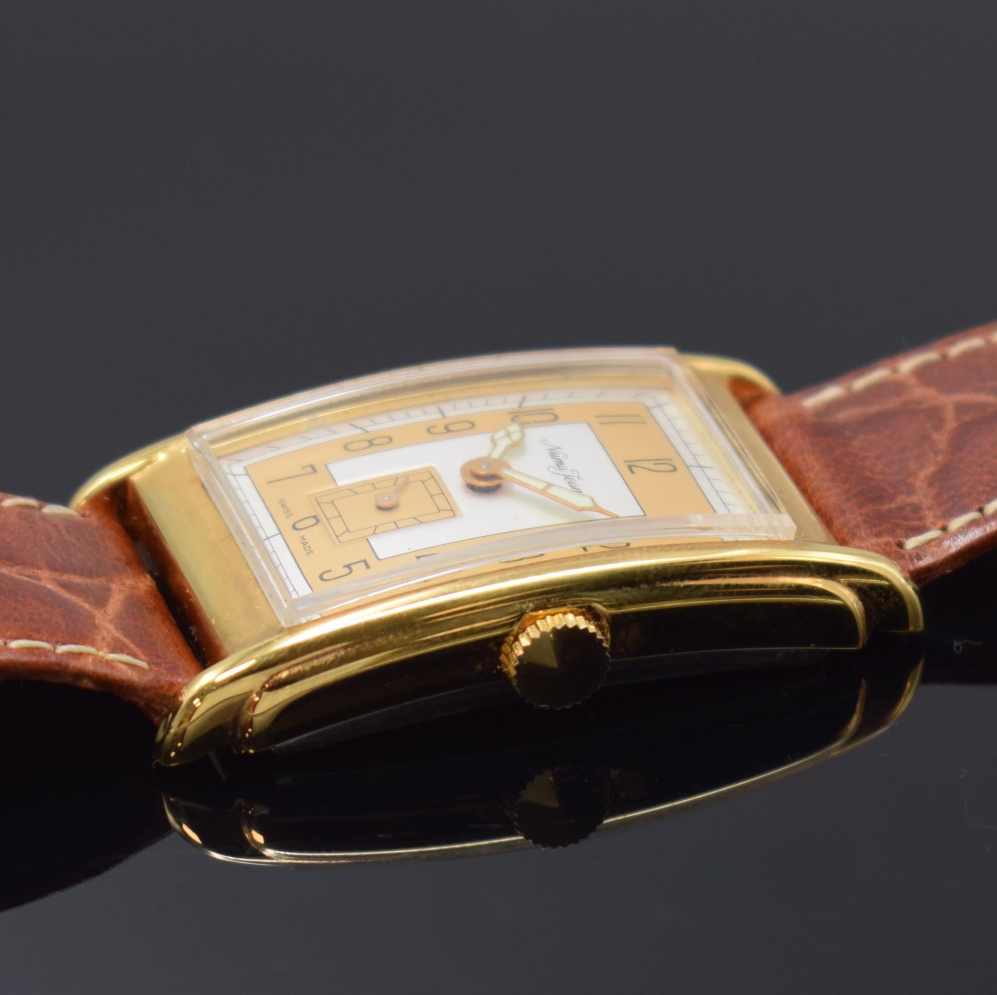 Detail b: NUMA JEANNIN Armbanduhr, Schweiz um 1996, Design der 1930er Jahre, Handaufzug, verg. Metallgeh., Boden aufgedr., in sich leicht gewölbt, 2-farb. ...