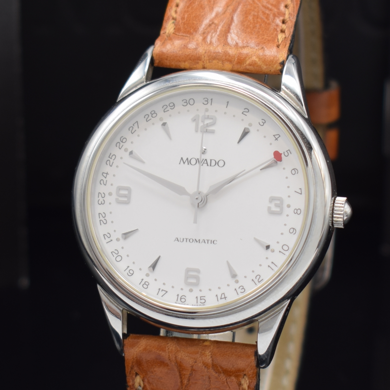 Detail a: MOVADO Armbanduhr Referenz 84-D6-884, Automatik, Edelstahlgeh. inkl. orig. Lederband m. orig. Dornschl., Boden aufgedr., matt. silb. Zifferbl. m. ...